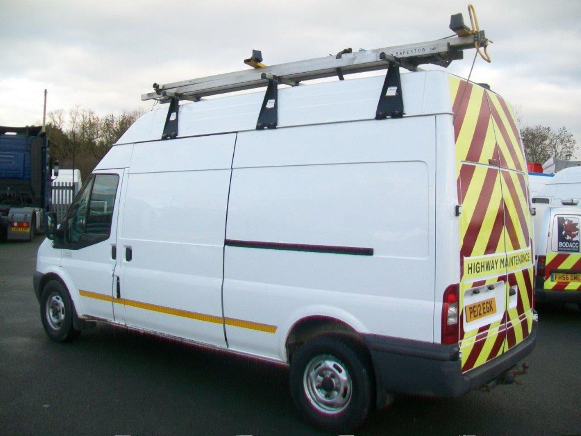 2012 / 12 Ford Transit 115 T350 Linesman Vehicle - Image 4 of 7