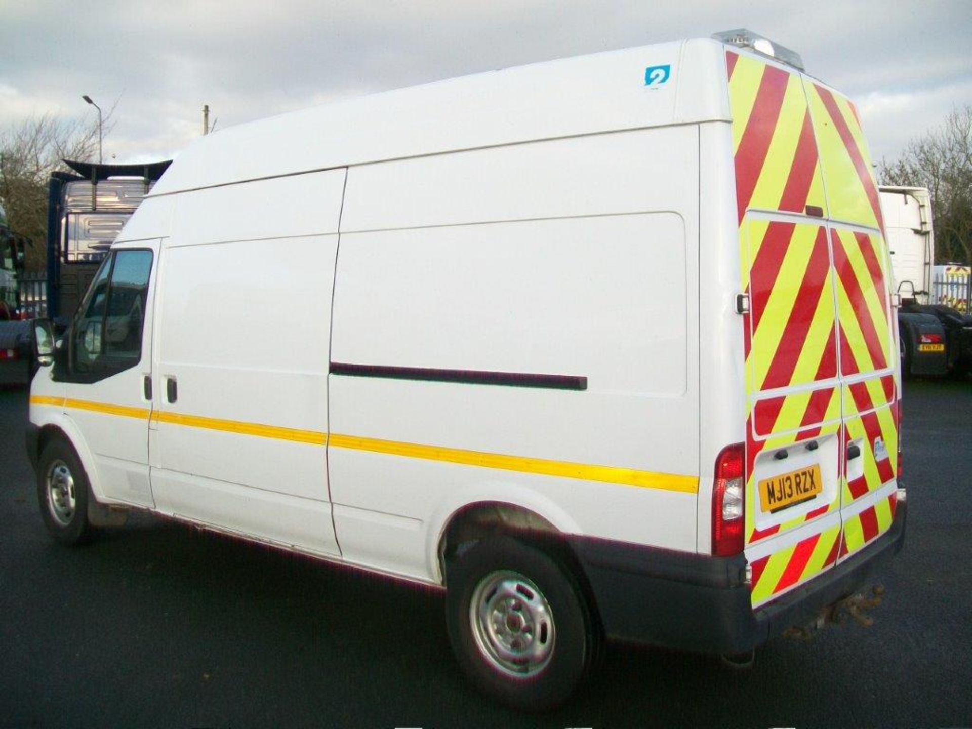 2013 / 13 Ford Transit 125 T350 Linesman Vehicle - Image 5 of 8