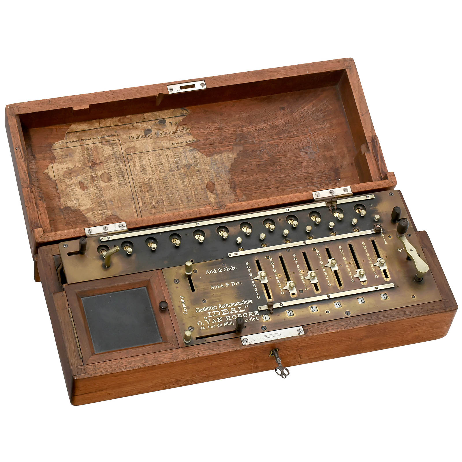 "Ideal" Calculator, c. 1910
Export model of the "Archimedes Mod. A". Manual German brass stepped