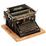 "Olivetti M1", 1911
Extremely rare 1st model by Camillo Olivetti, Ivrea/ Italy. – No carriage