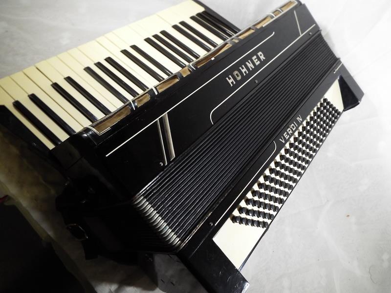 A Hohner Verdi IV piano accordian, - Image 2 of 4