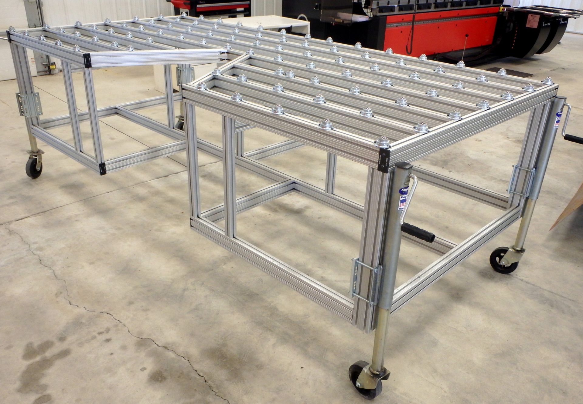 Very nice table built by 80/20 Inc. of Columbia City Aluminum frame measures 10' long x 4'8" wide, - Image 2 of 5