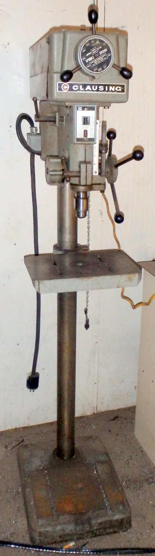 Clausing 15" Variable Speed Drill Press