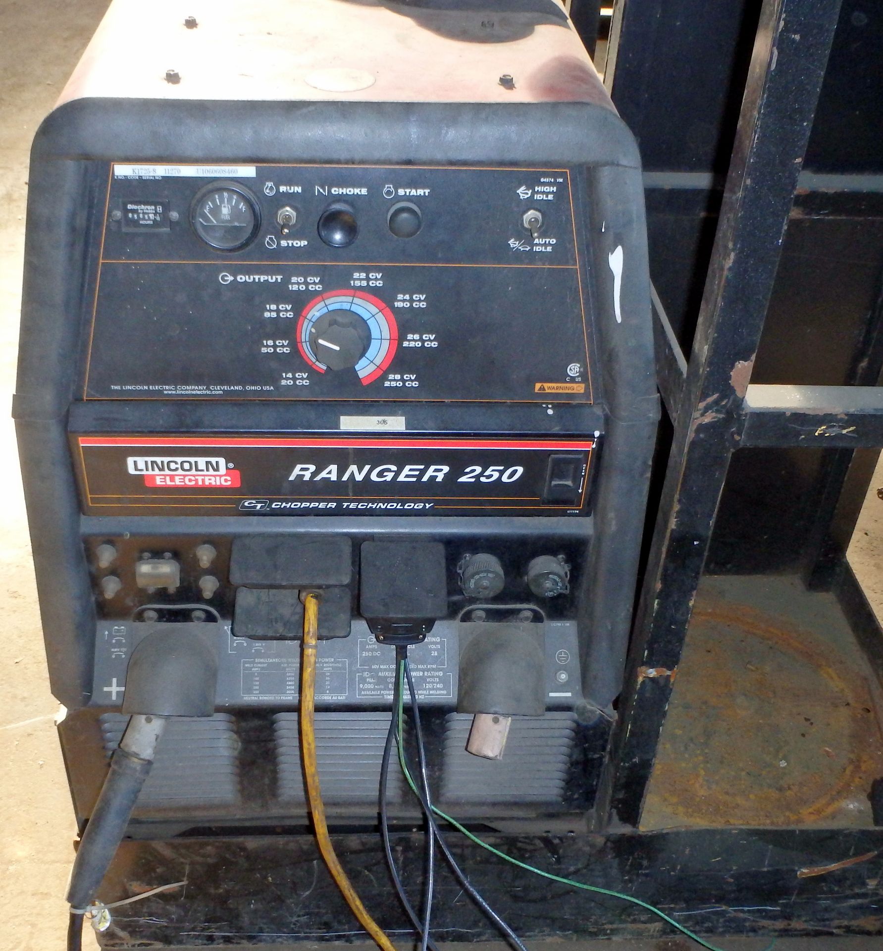 Lincoln Electric Welder Generator - Image 2 of 9