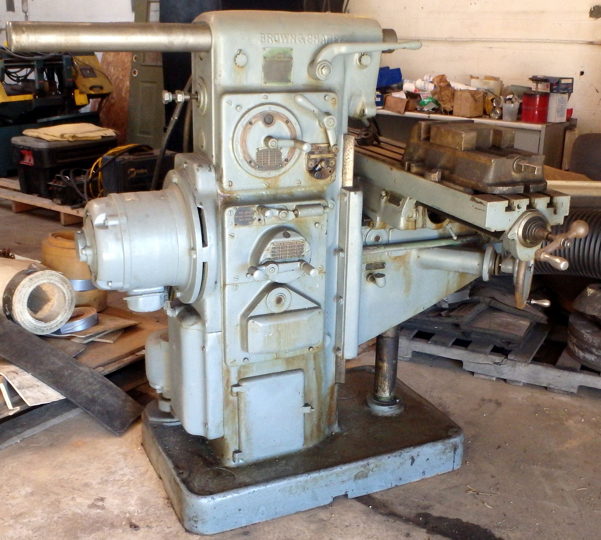 Brown and Sharpe Horizontal Milling Machine - Image 2 of 10