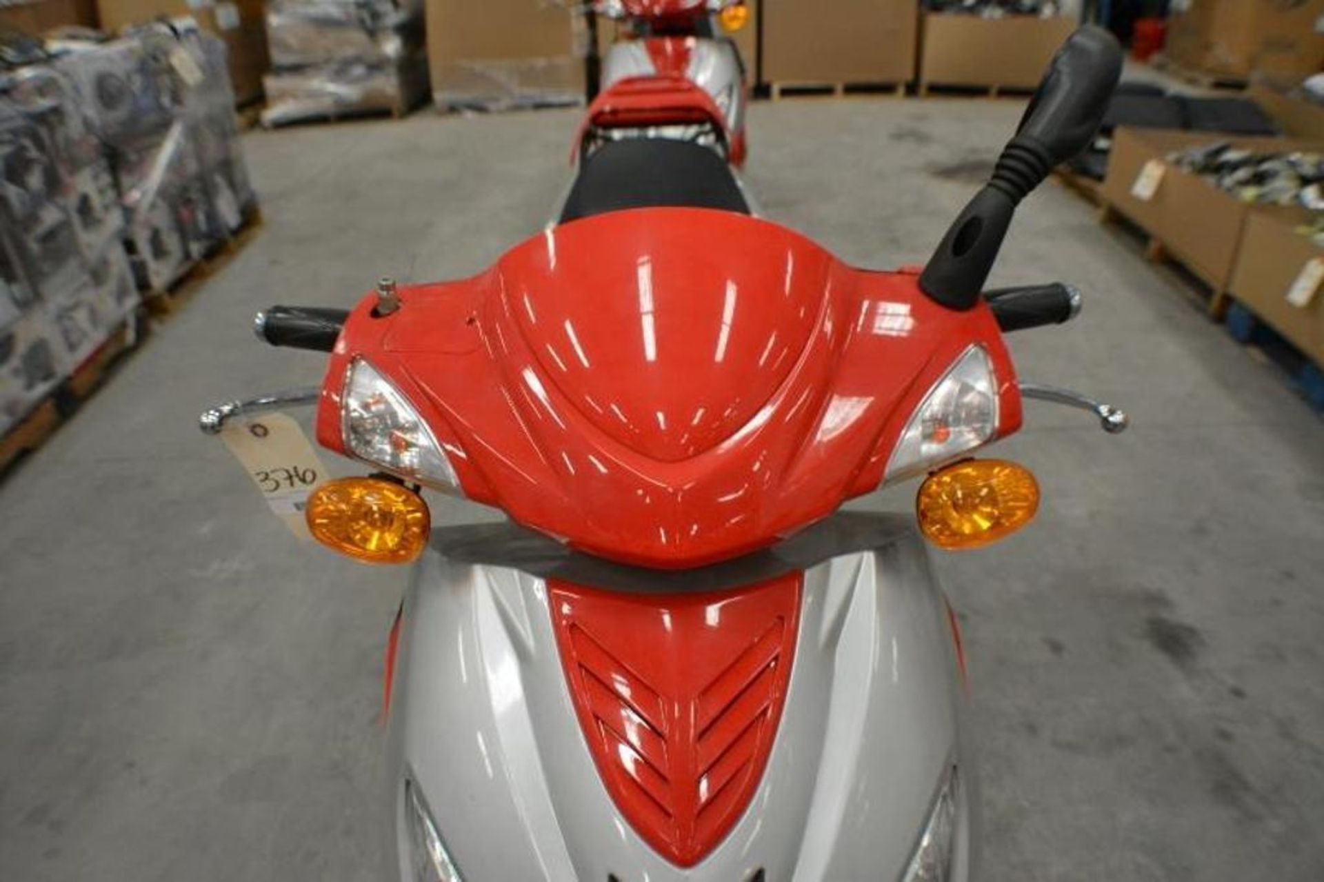 Electric Scooter 50cc Red/Black Color. This unit is for EXPORT ONLY. Buyers acknowledges is for expo - Image 3 of 8