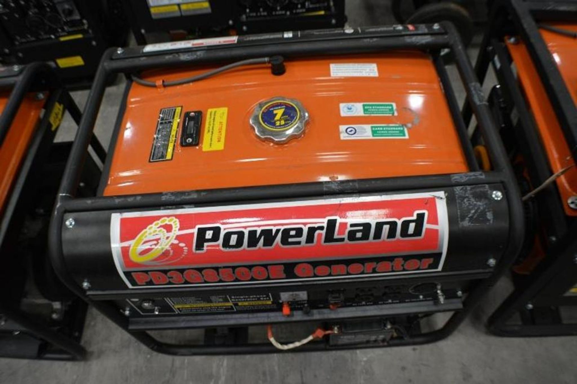 8500 Watts Gasoline Generator 16.0HP with Electric Start 120/240Volts by Powerland