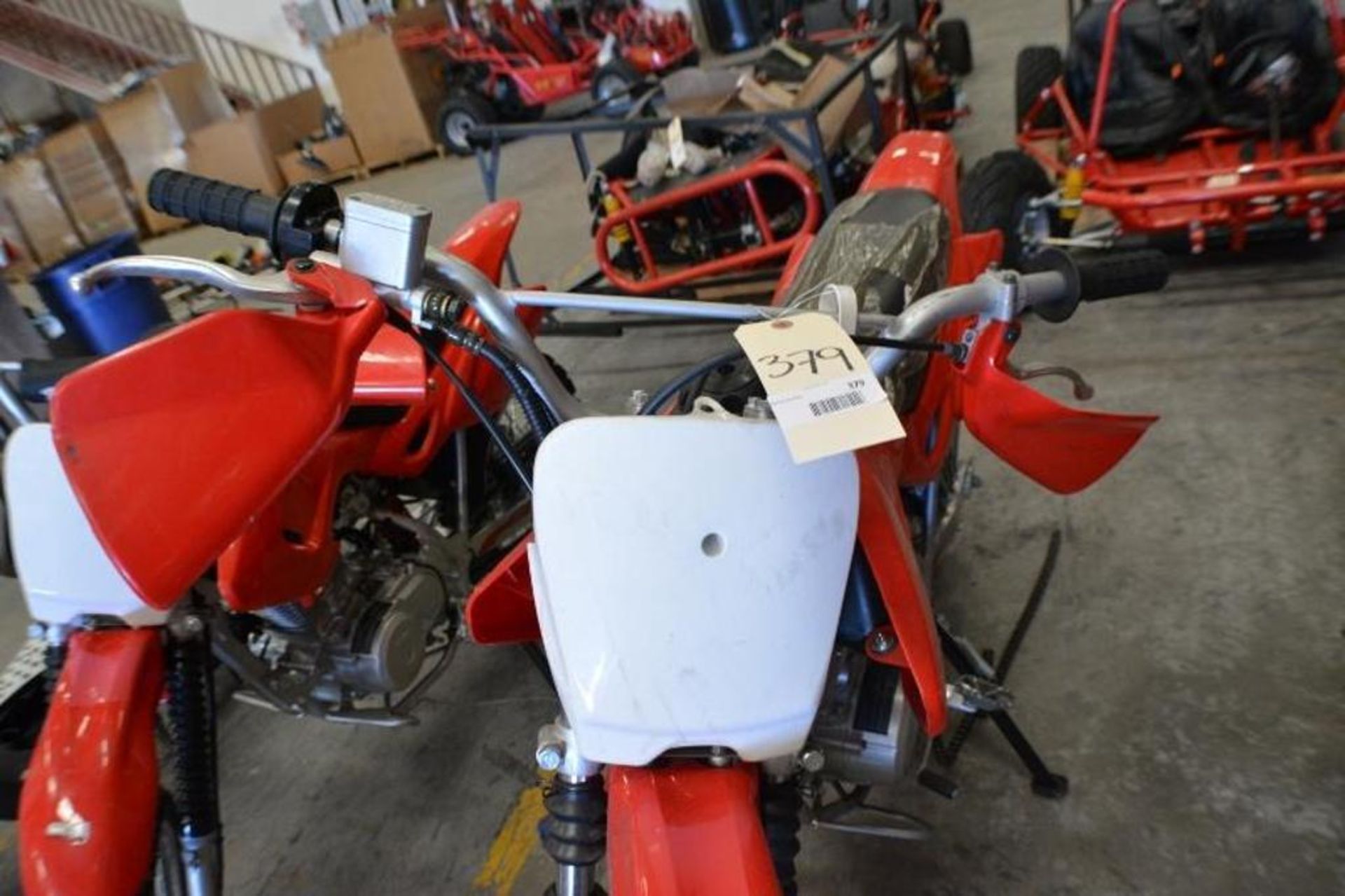 Dirt Bike 150cc 4 stroke Red/Black Color. This unit is for EXPORT ONLY. Buyers acknowledges purchase - Image 2 of 8