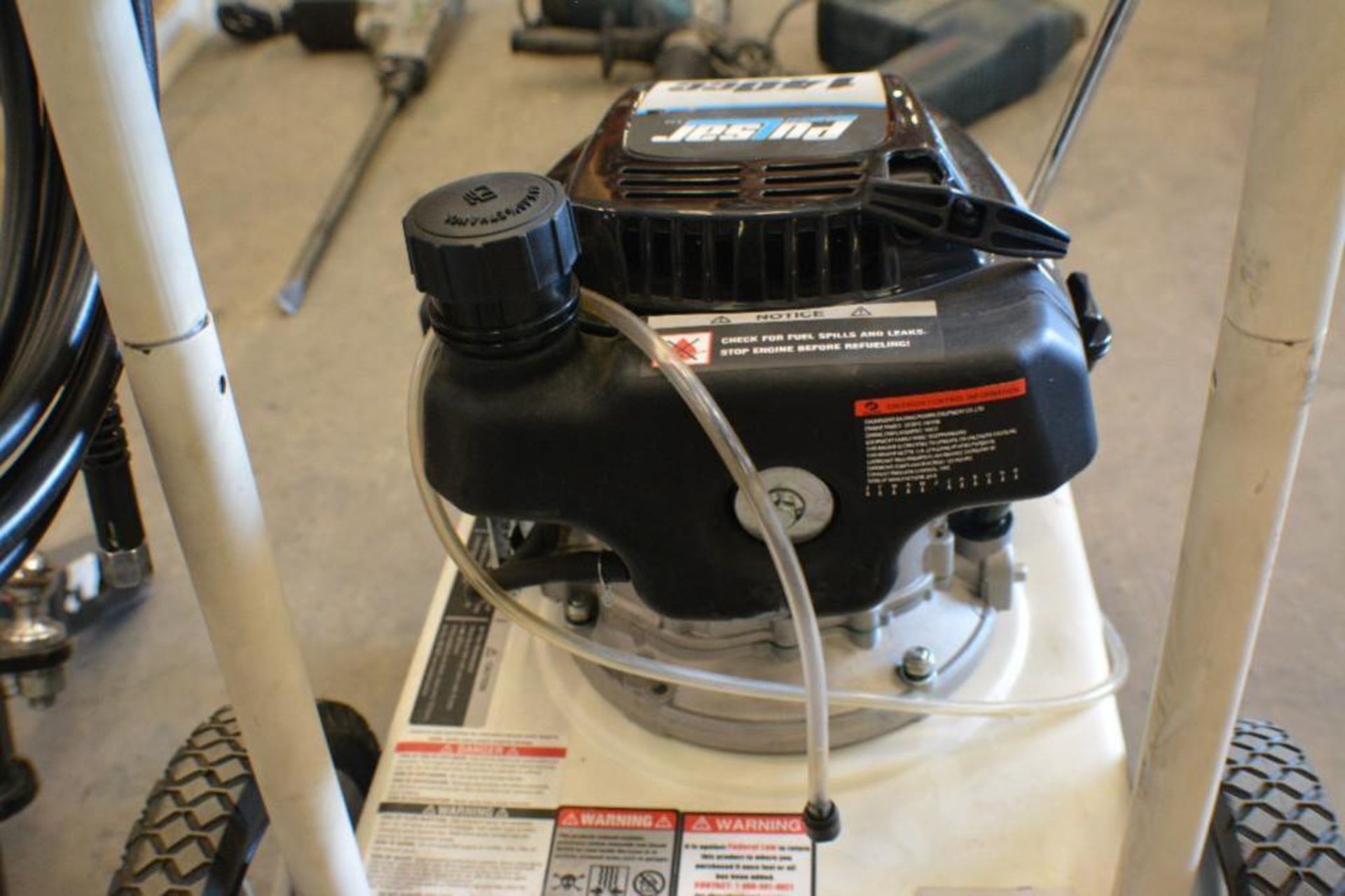 2500PSI Gasoline Pressure Washer 140cc OHV - Image 6 of 7