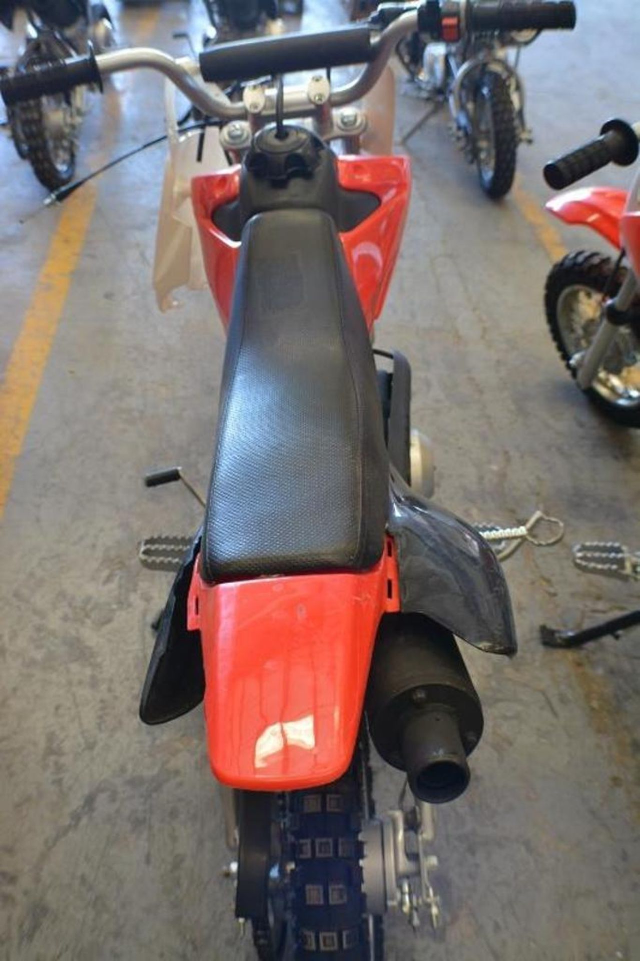 Dirt Bike 50cc 4 Stroke Red/Black Color. This unit is for EXPORT ONLY. Buyers acknowledges purchase - Image 6 of 7