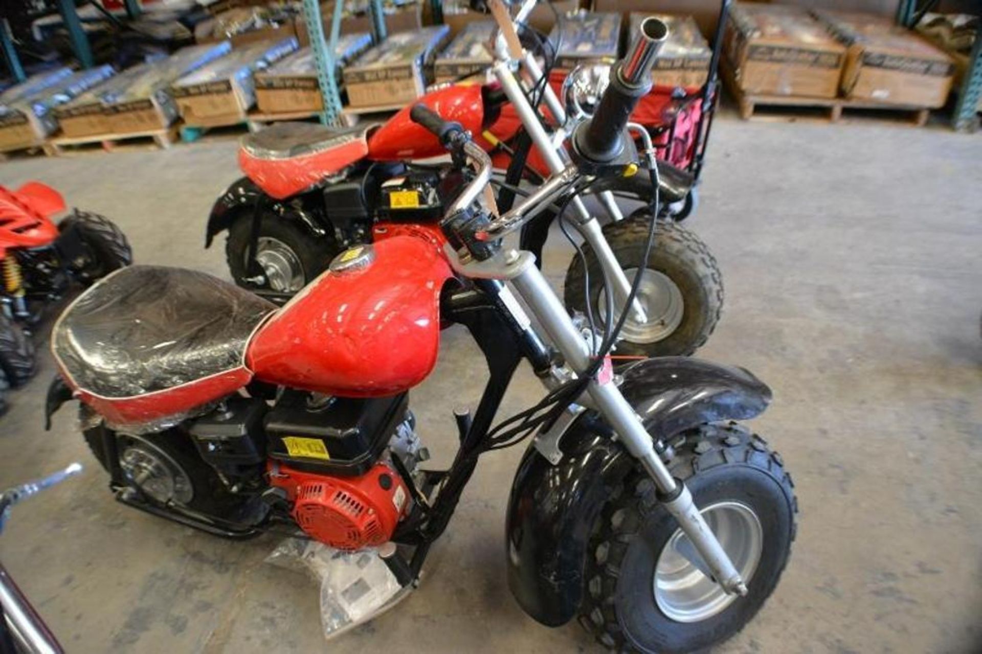 Chopper 196cc 4 Stroke. Red/Black Color. This unit are for EXPORT ONLY. Buyers acknowledges is for e - Image 4 of 9