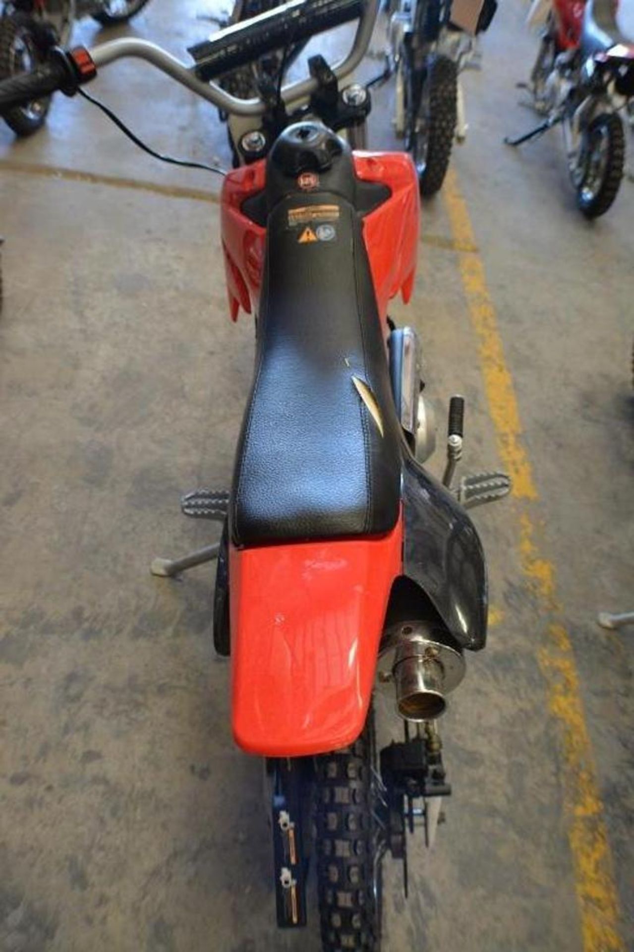 Dirt Bike 70cc 4 Stroke Red/Black Color. This unit is for EXPORT ONLY. Buyers acknowledges purchase - Image 6 of 7