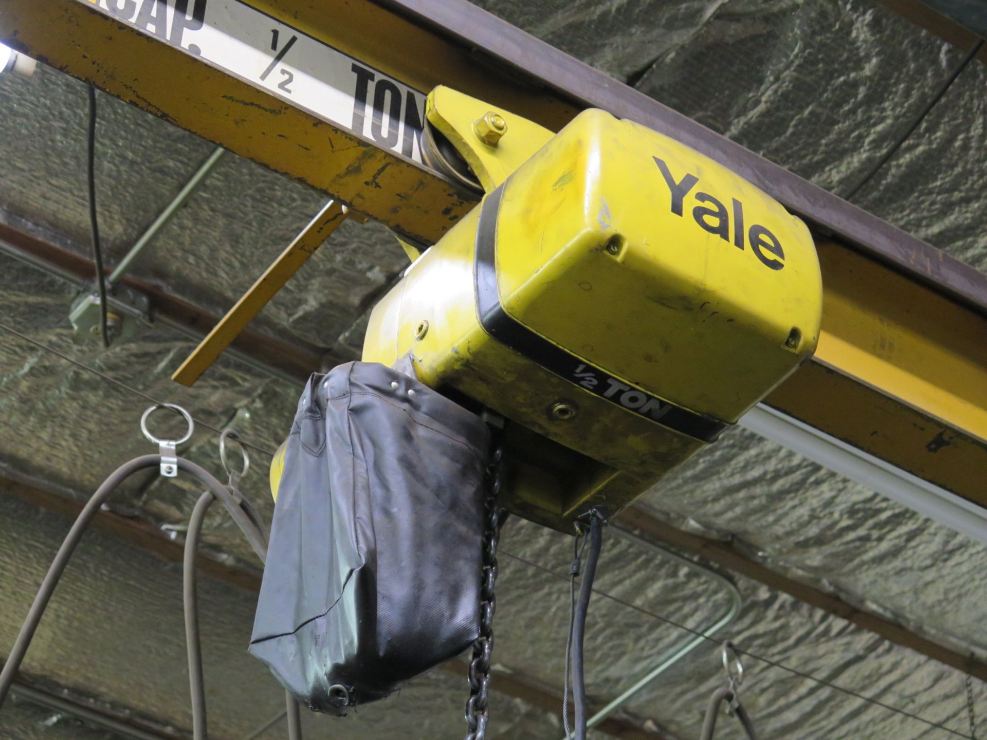 Crane-Veyor Â½ Ton Cap. 6-Post Free Standing Gantry Crane w/ Electric Hoist, Approx 23â‚¬â„¢ x - Image 5 of 5