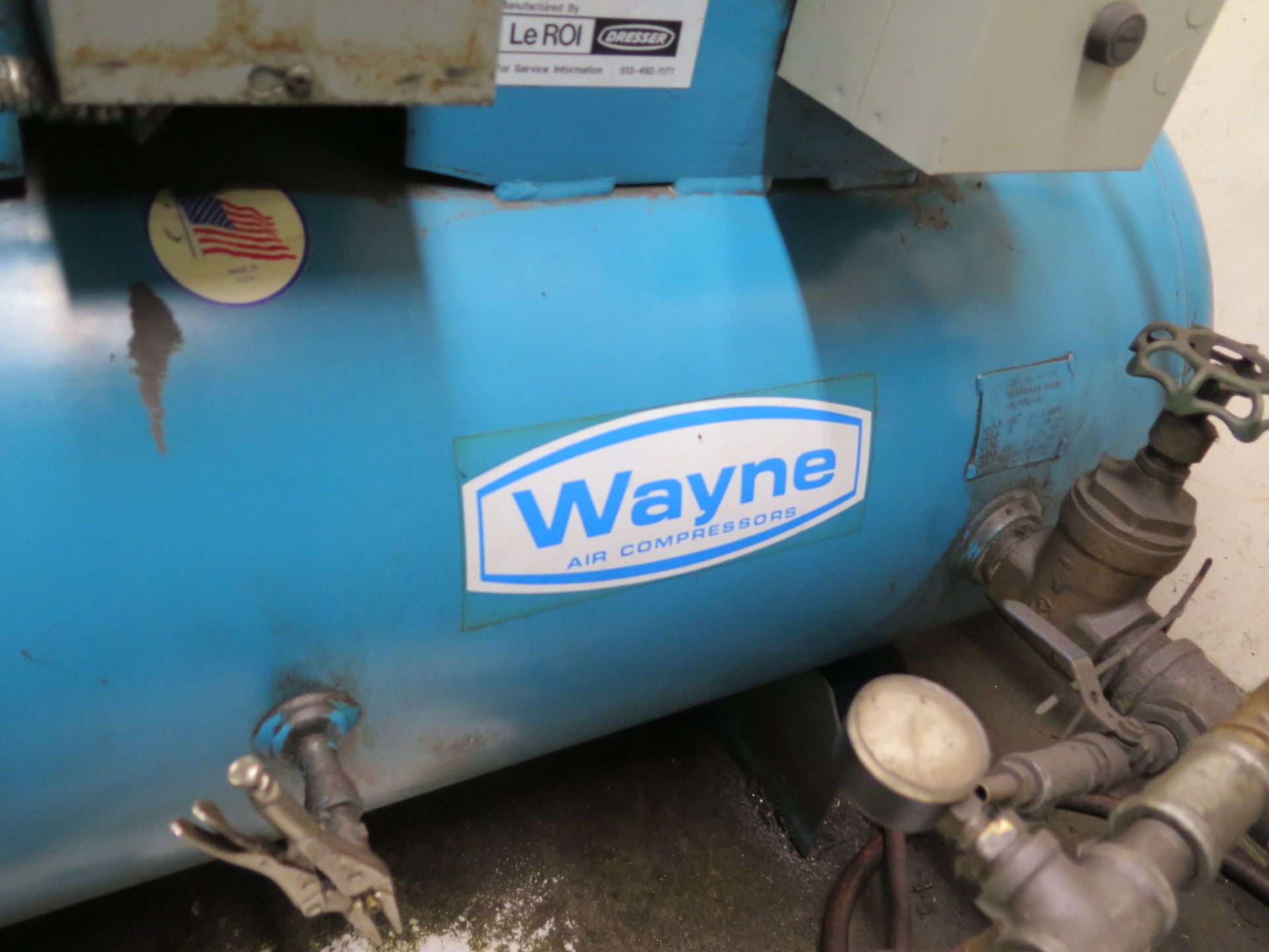 Wayne 10Hp Horizontal Air Compressor w/ 120 Gallon Tank - Image 2 of 3