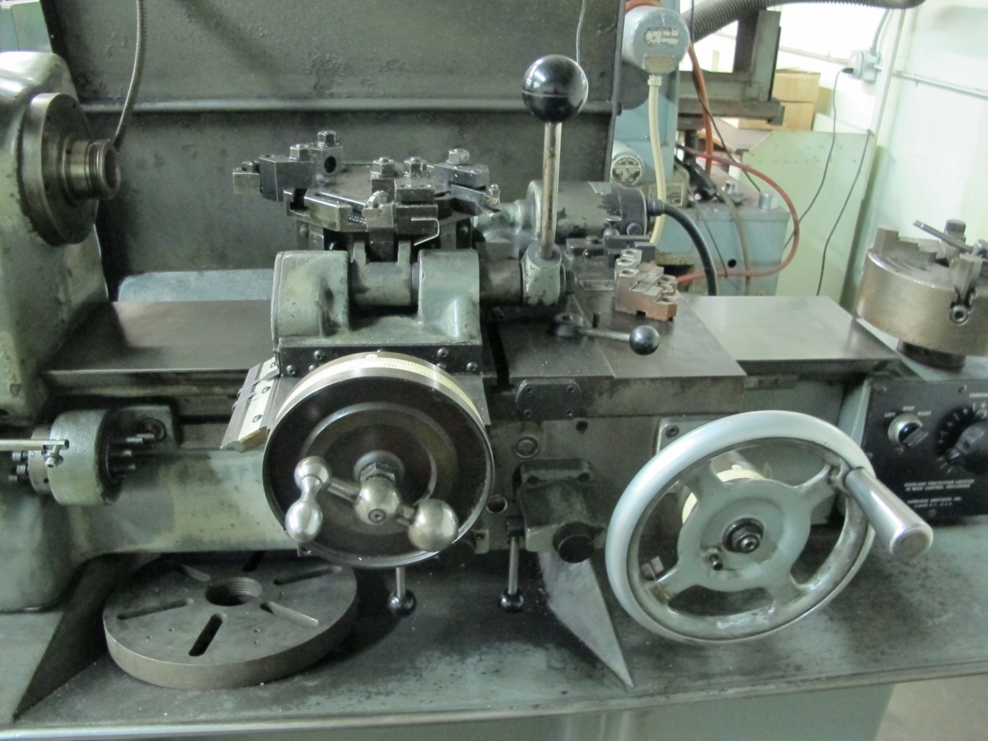 Hardinge mdl. HC Hand Chuckers w/ 125-3000 RPM, 8-Station Turret, 5C Collet Closer, Power Feeds - Image 3 of 4
