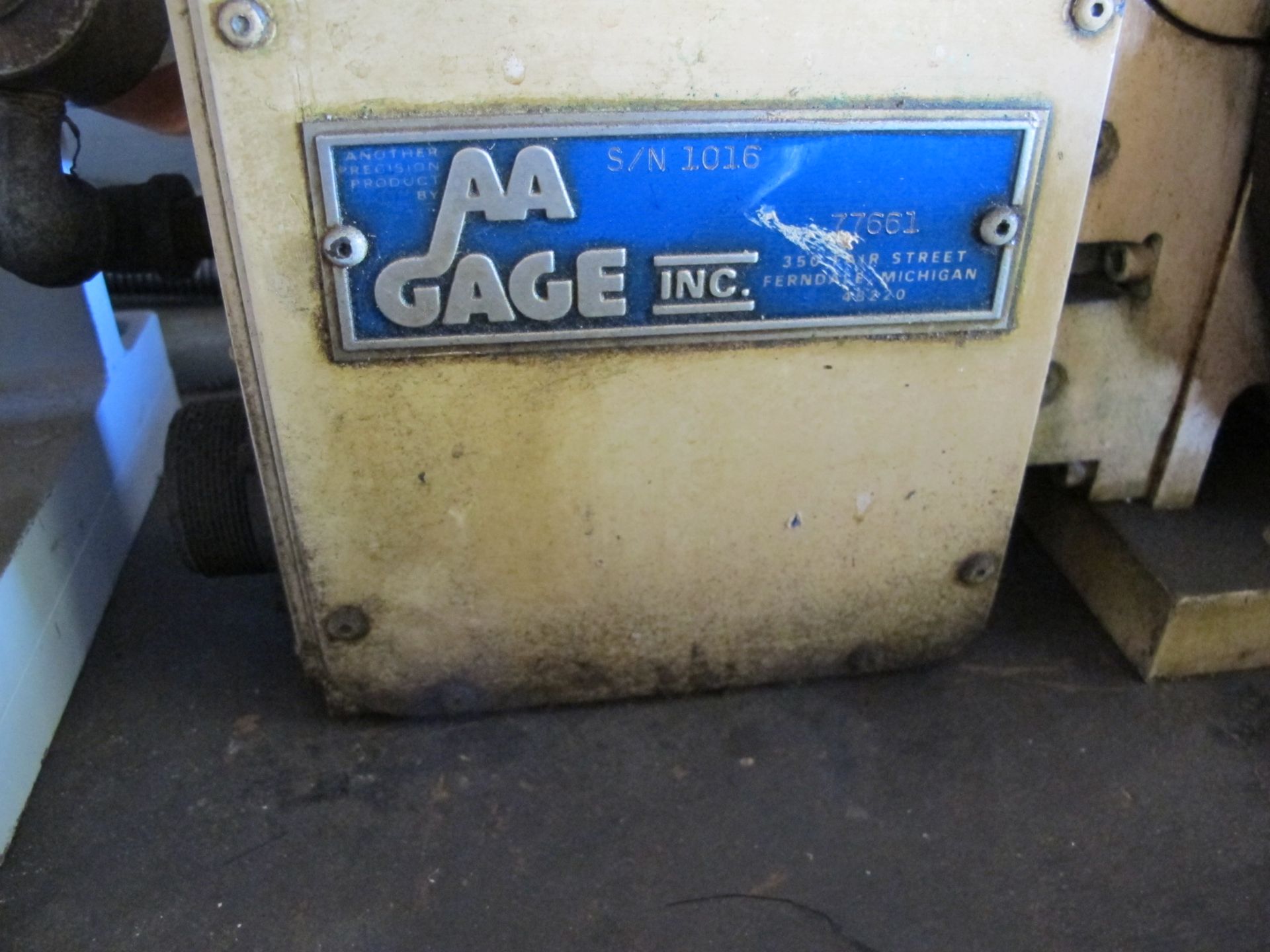 8" AA Gage Pneumatic Rotary Table w/Control  S/N 1016. - Image 2 of 3