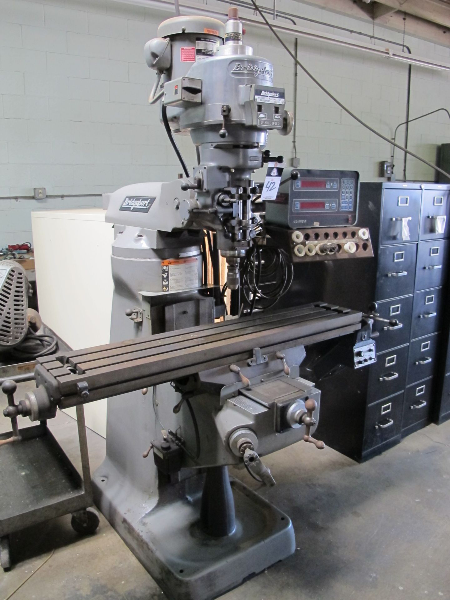 BridgeportSeries 1-2hp Vertical Mill W/DRO 60-4500 Dial Change RPM Crome ways, Power Feed - Image 2 of 6