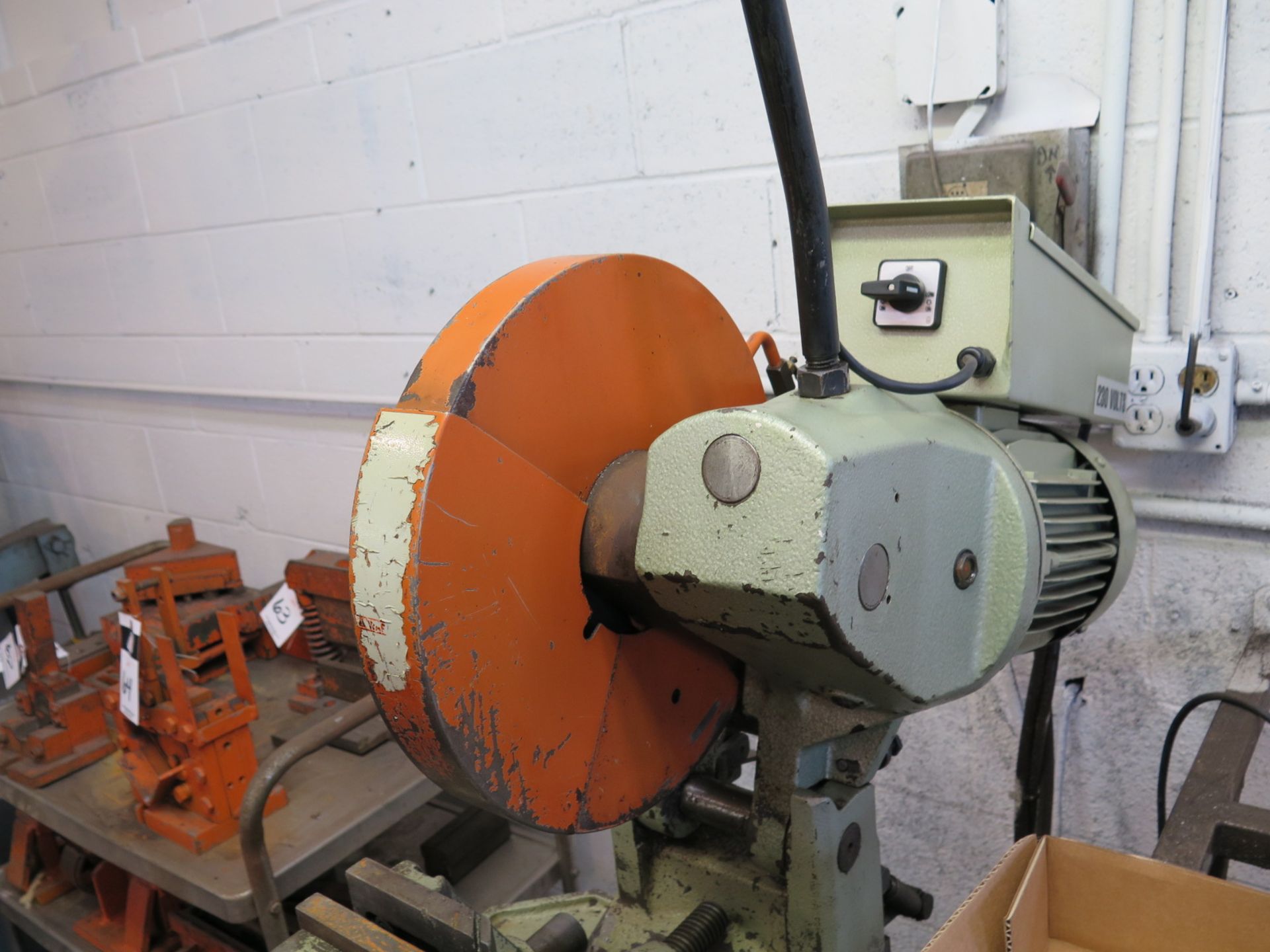 Scotchman 10â€ Miter Cold Saw w/ 2-Speeds, Pneumatic Clamping - Image 4 of 4