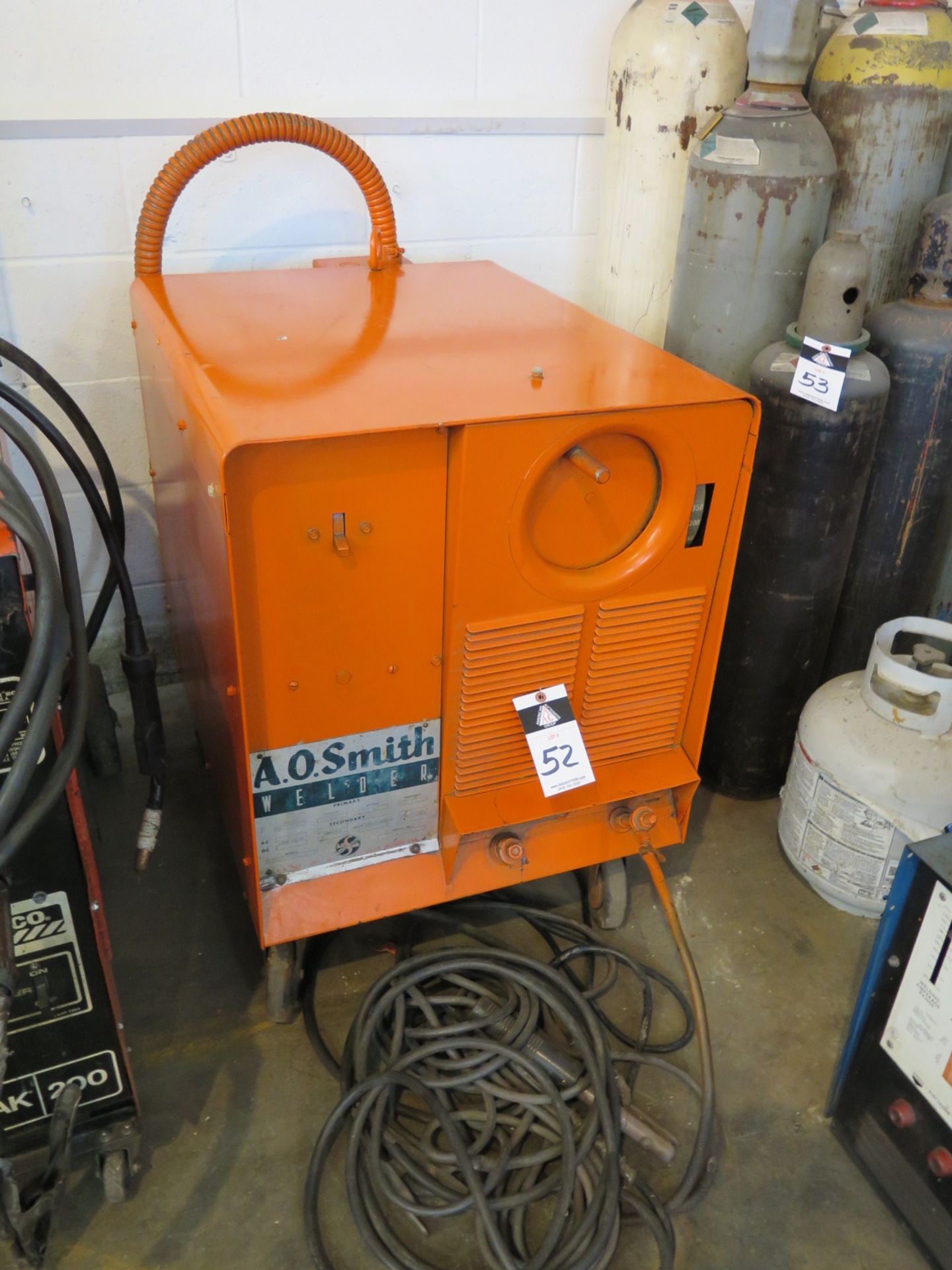 A.O.Smith mdl. A-300L Arc Welding Power Source s/n 033-6102-11 - Image 2 of 2