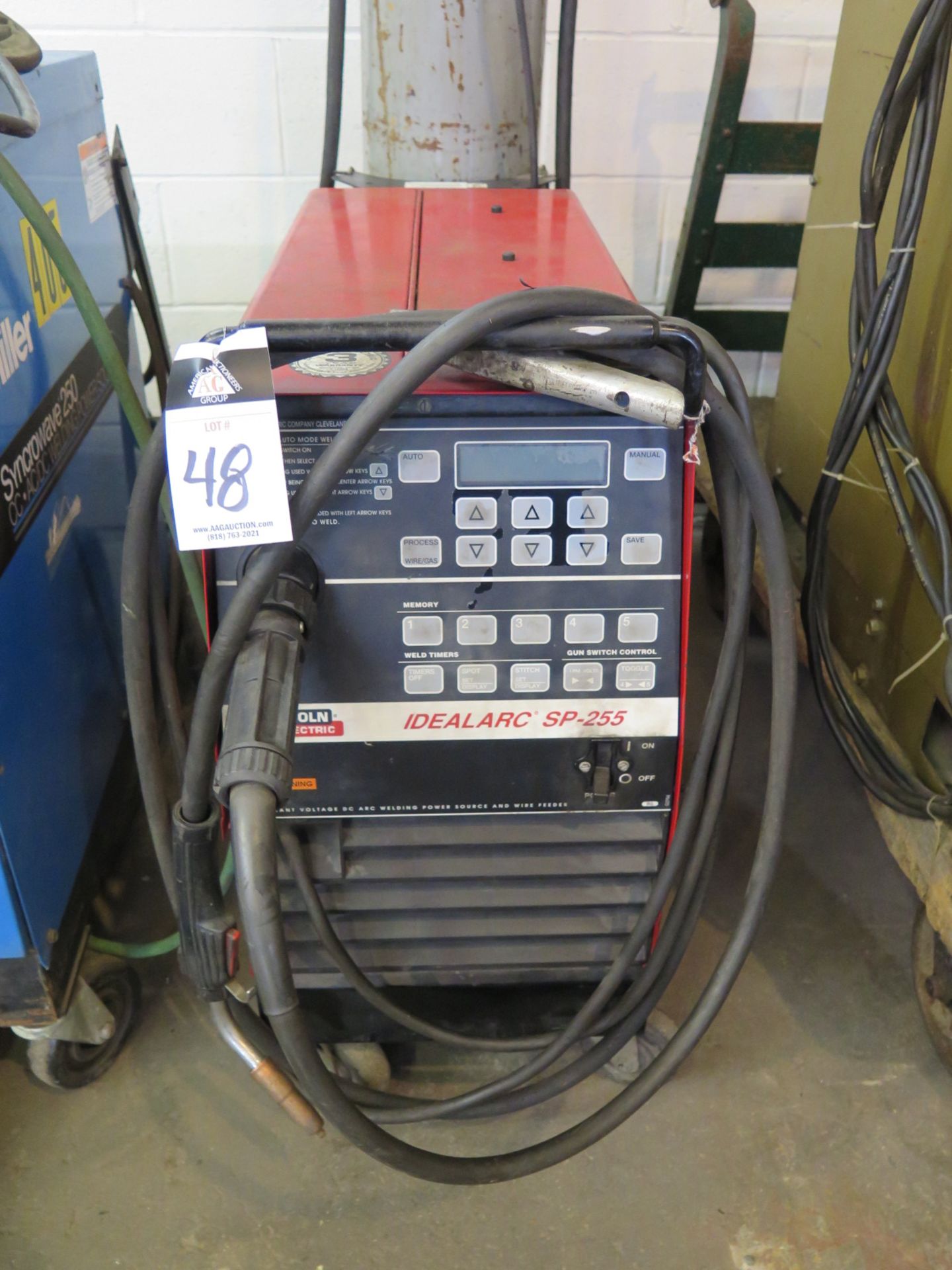 Lincoln Idealarc SP-255 CV-DC Arc Welding Power Source and Wire Feeder s/n U1960513589