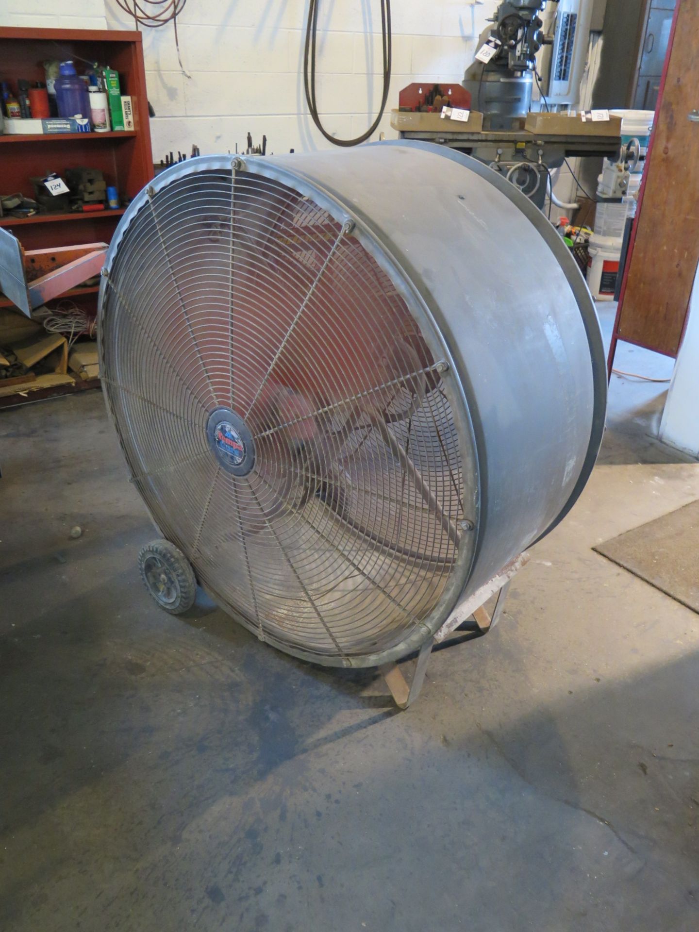 Shop Fan