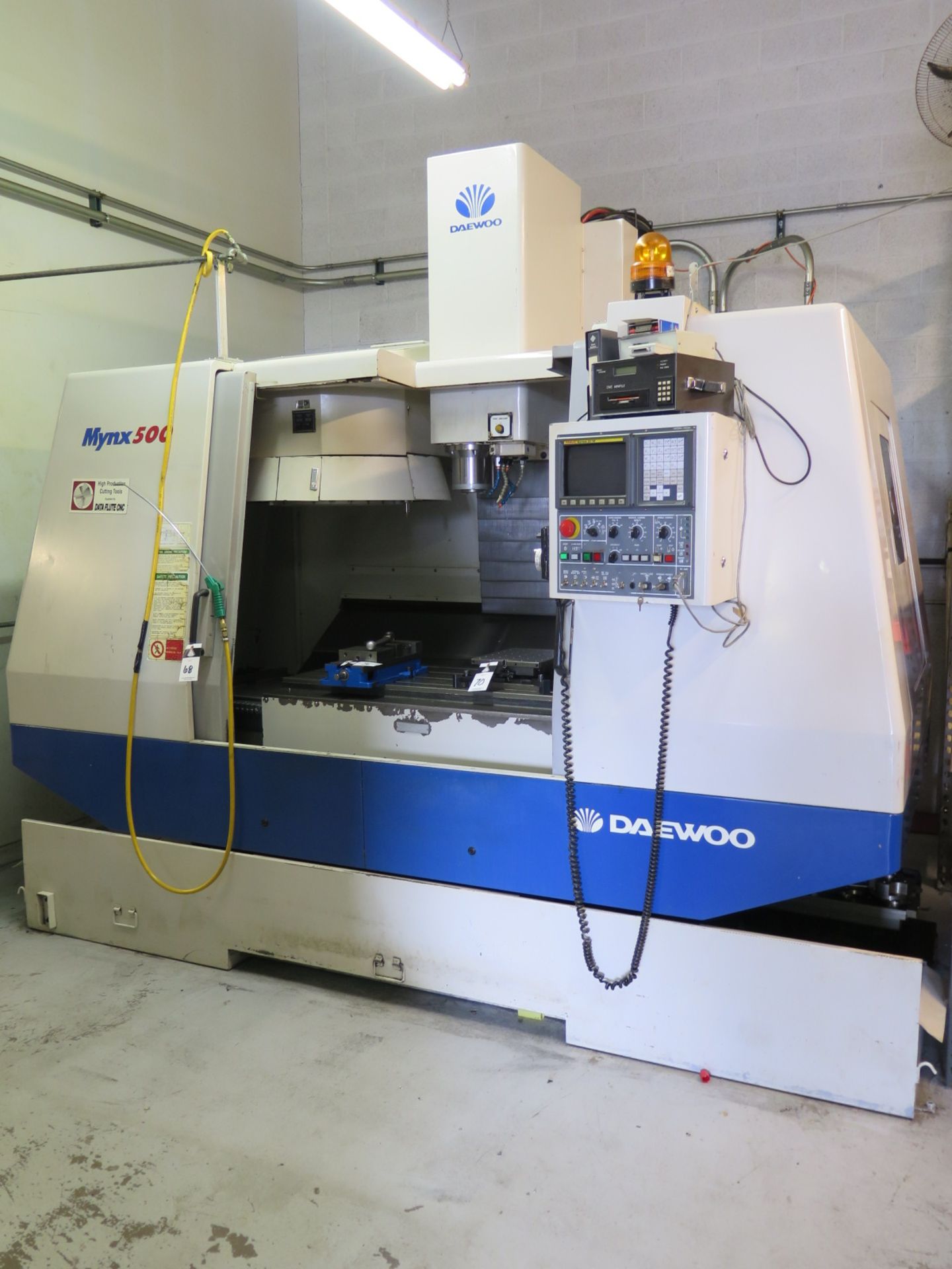 1999 Daewoo MYNX500 CNC Vertical Machining Center s/n AV5E-0076 w/ Fanuc Series 21-M Controls, 24- - Image 2 of 7