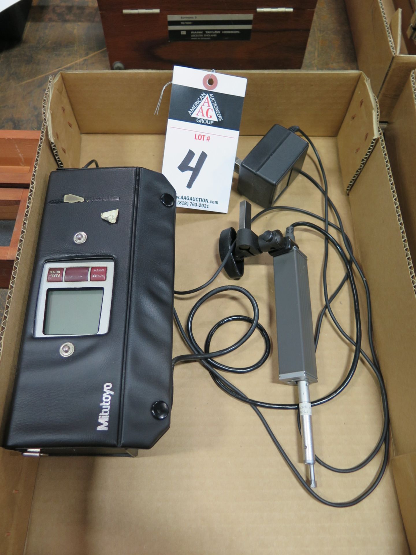 Mitutoyo SJ-201P Surface Roughness Tester