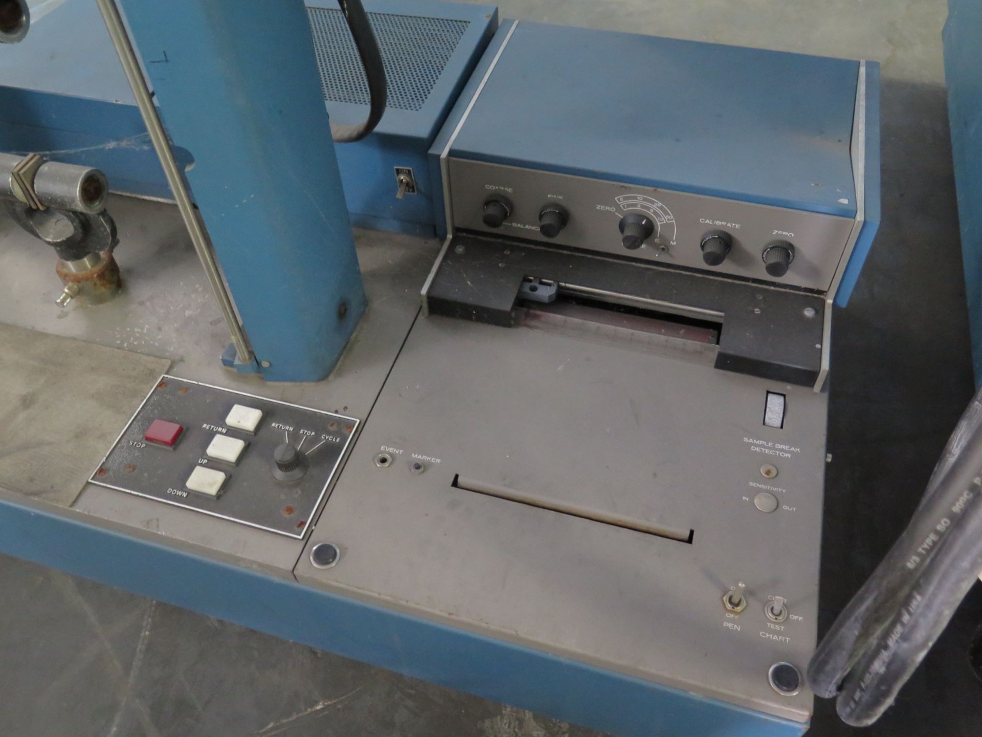 Instron Pull Stress Tester w/ Printer - Image 3 of 6