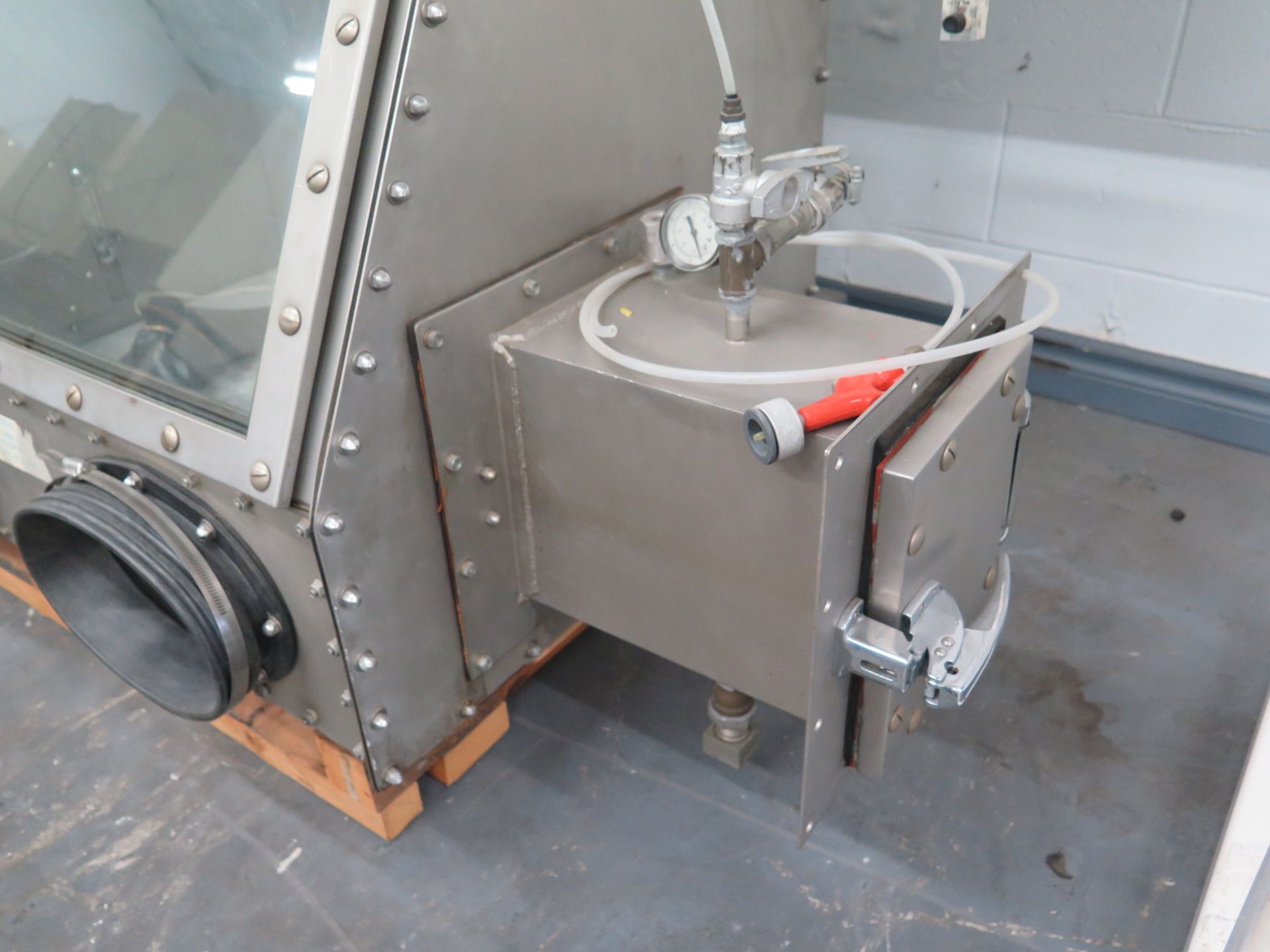 Kewaunee Stainless Steel Glove Box w/ (2) Vacuum Anti-Chambers 36”W x 26”D x 24”H - Image 2 of 7