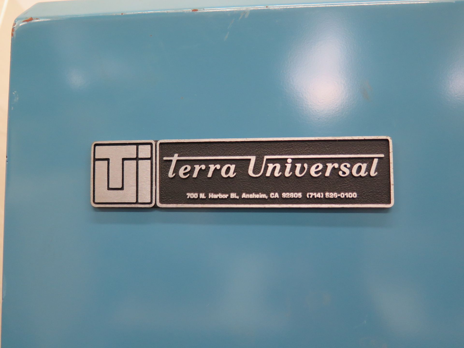 Terra Universal mdl. 2003-00 Laminar Flow Station w/ Light and Blower 76”W x 32”D x 94”H - Image 2 of 5