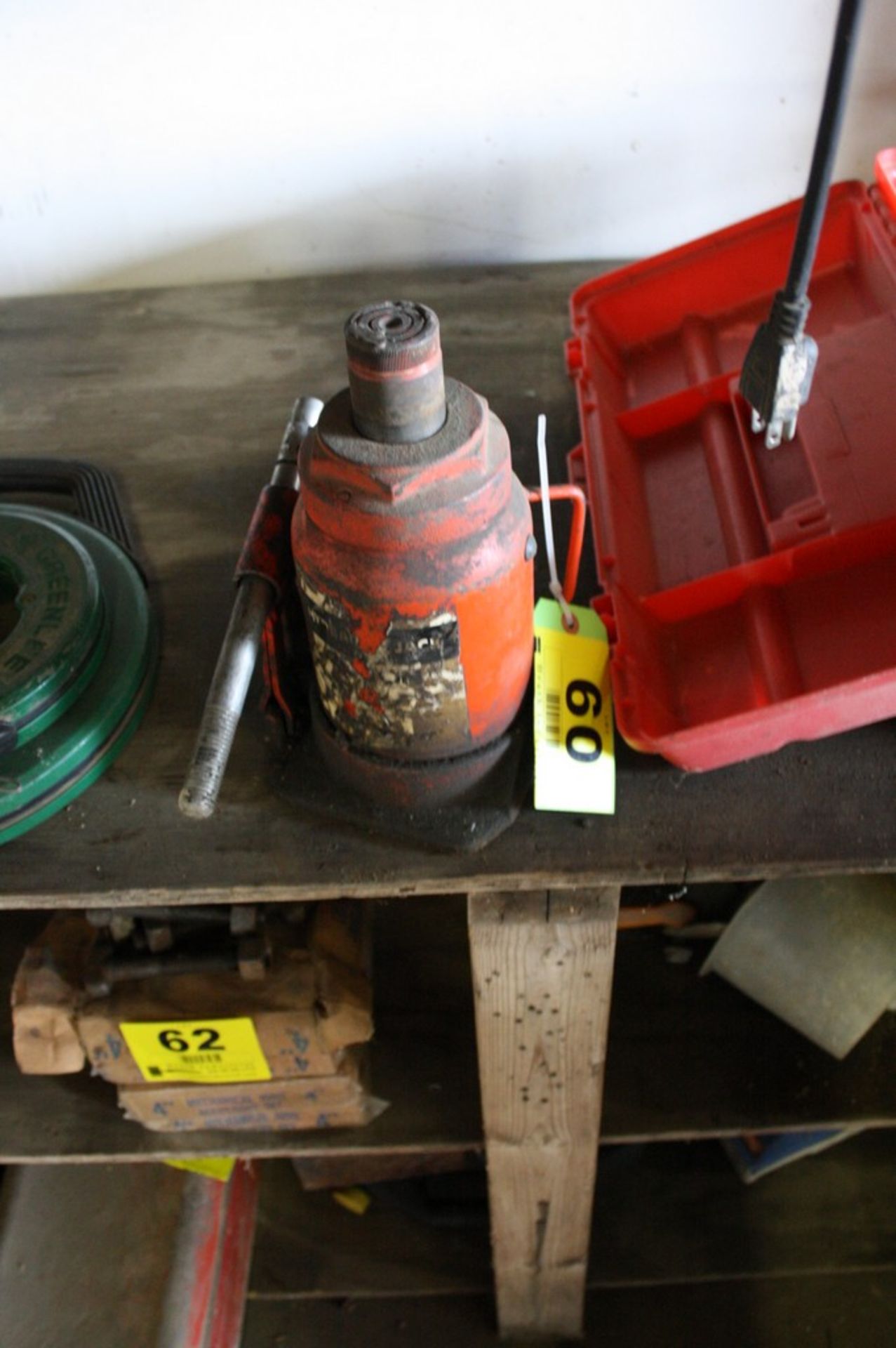 20-TON BOTTLE JACK