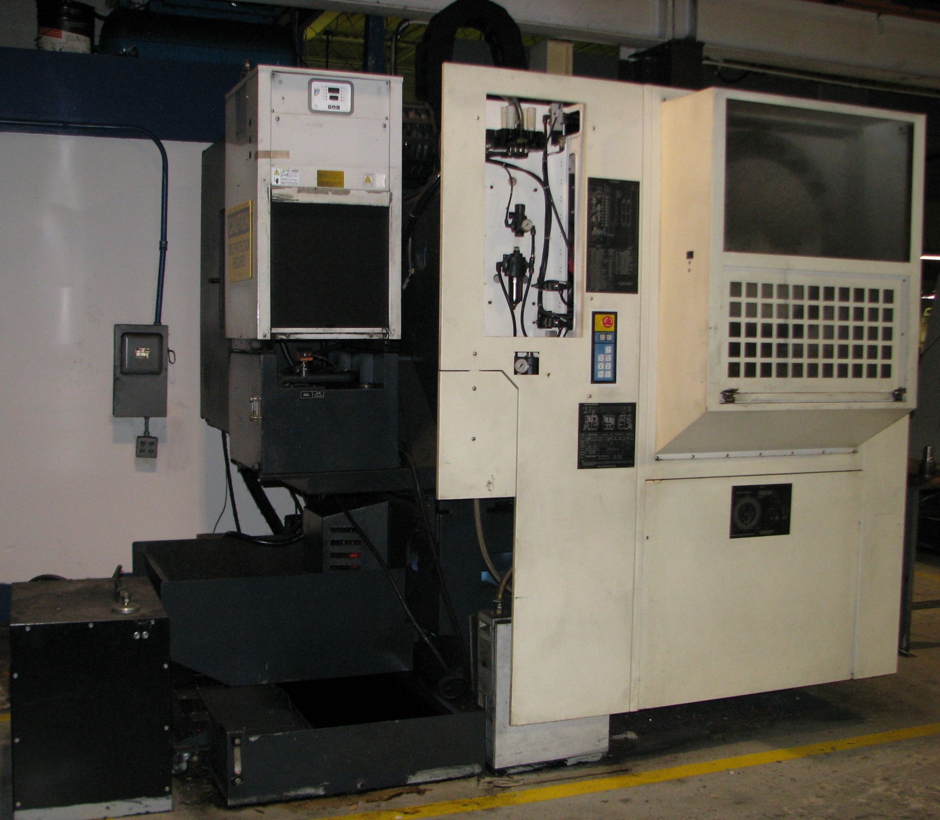 *OFFER ACCEPTED* Makino Model S56 CNC Mill (Video & Machine Specifications Available~) - Image 2 of 6