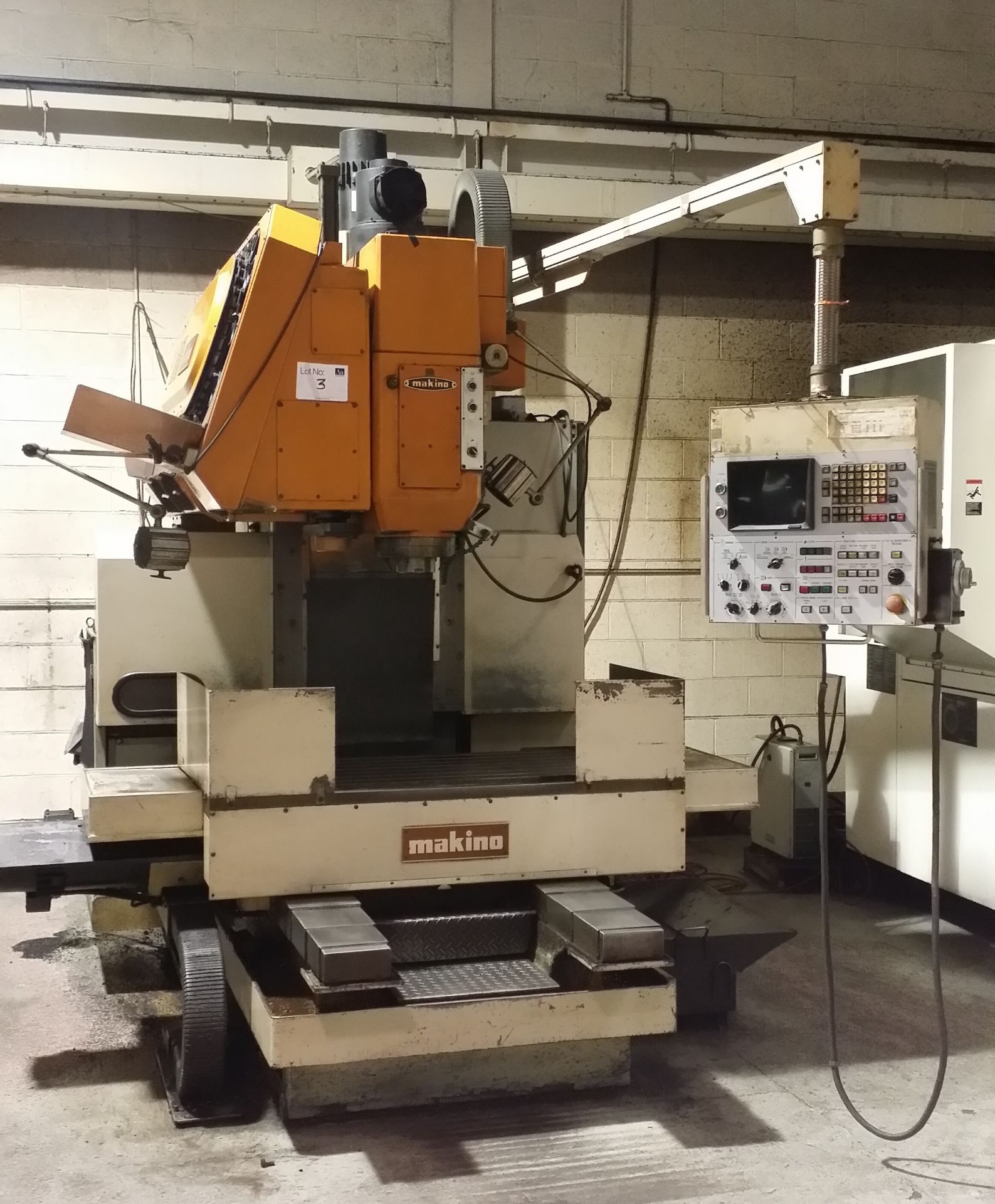 Makino Model VNC86 A20 Vertical Machining Center