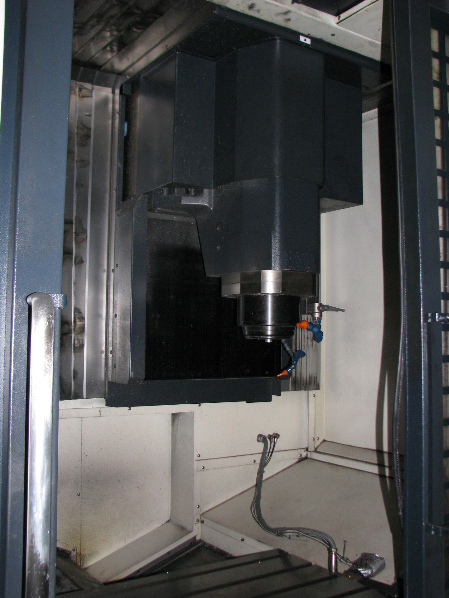 Makino Model S56 CNC Mill w/Laser (Video & Machine Specifications Available~) - Image 5 of 9