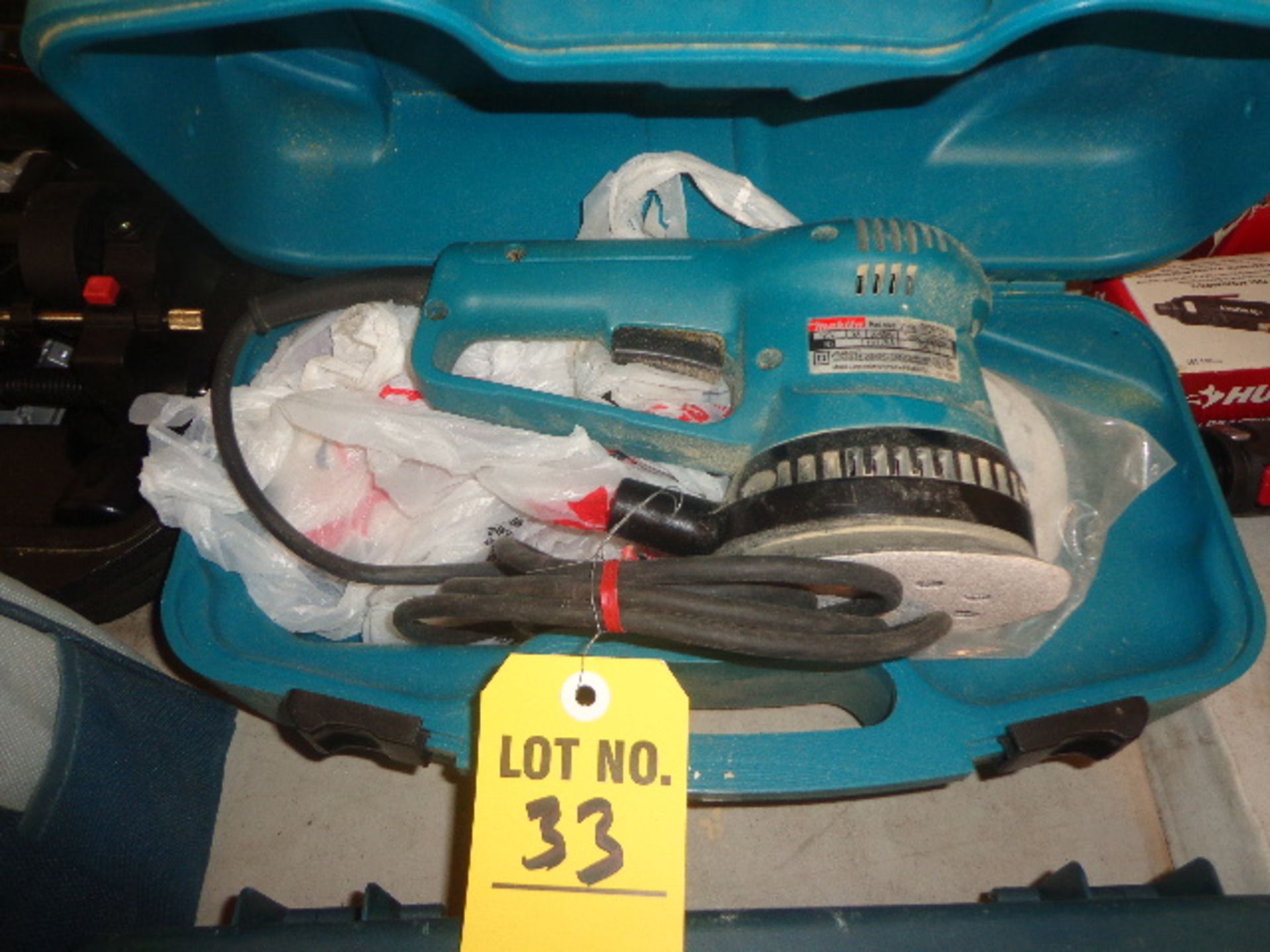 MAKITA BO 5021 5" ORBITAL SANDER