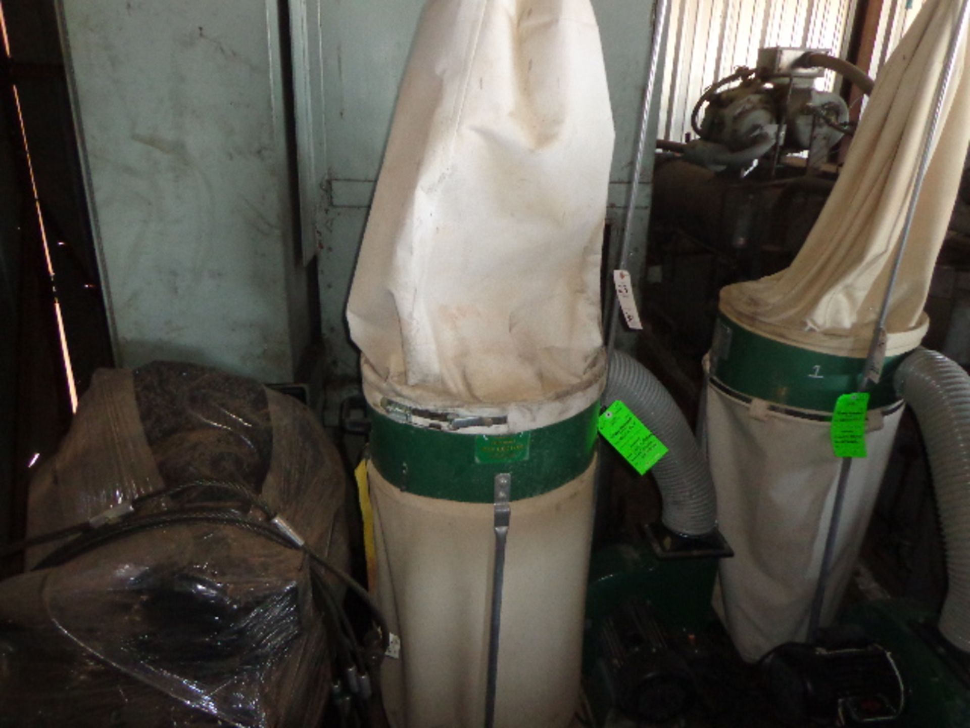 CENTRAL MACHINERY DUST COLLECTOR