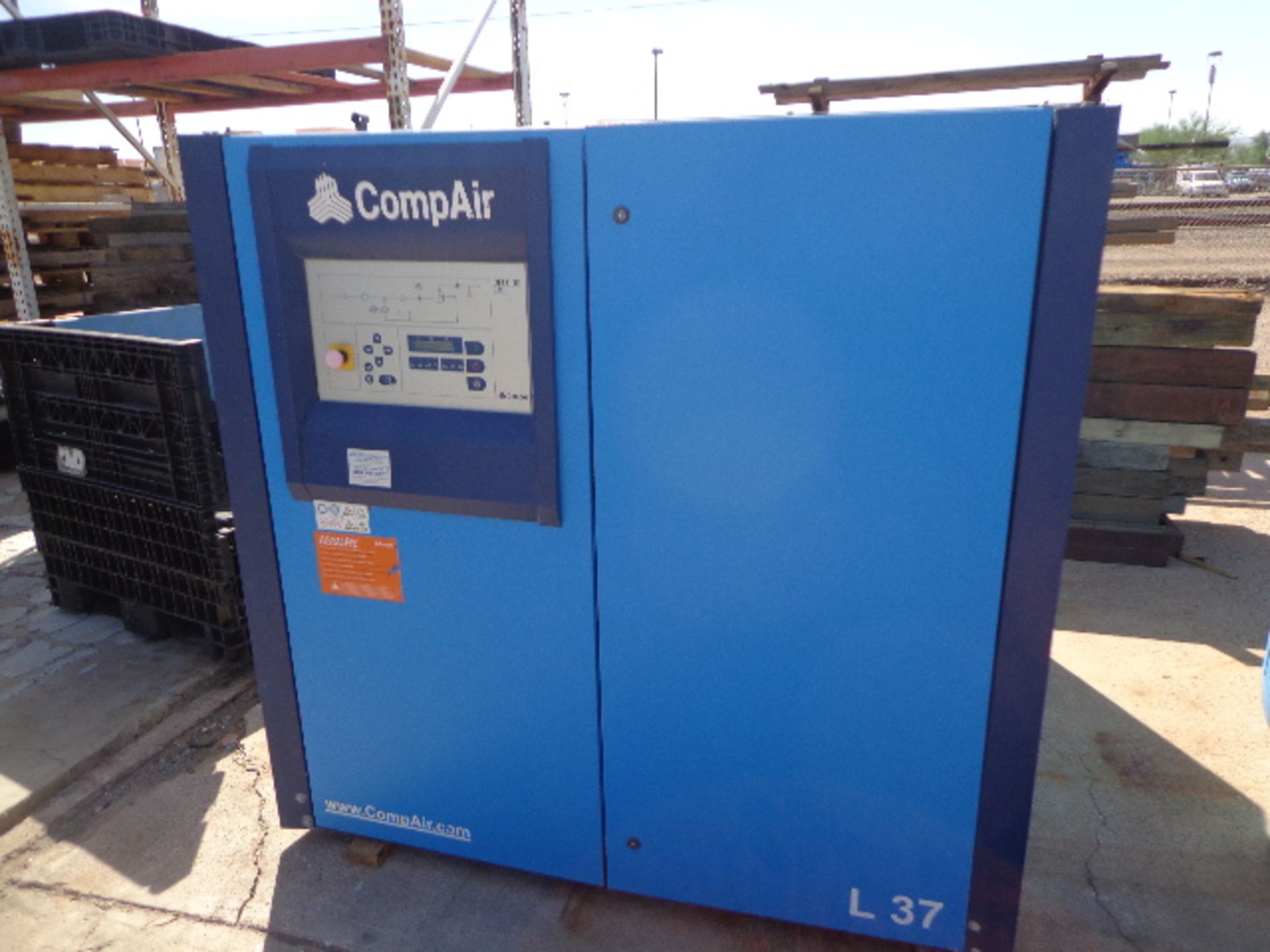 2006 COMPAIR MDL. L37-9 ROTARY SCREW AIR COMPRESSOR SN. 100010844/008