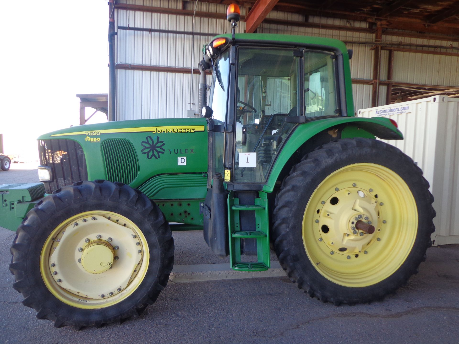 2007 JOHN DEERE 7520 TRACTOR, 4WD, CAB, AC, STEREO PIN. RW7520R061880  3852.8 HRS. - Image 5 of 6