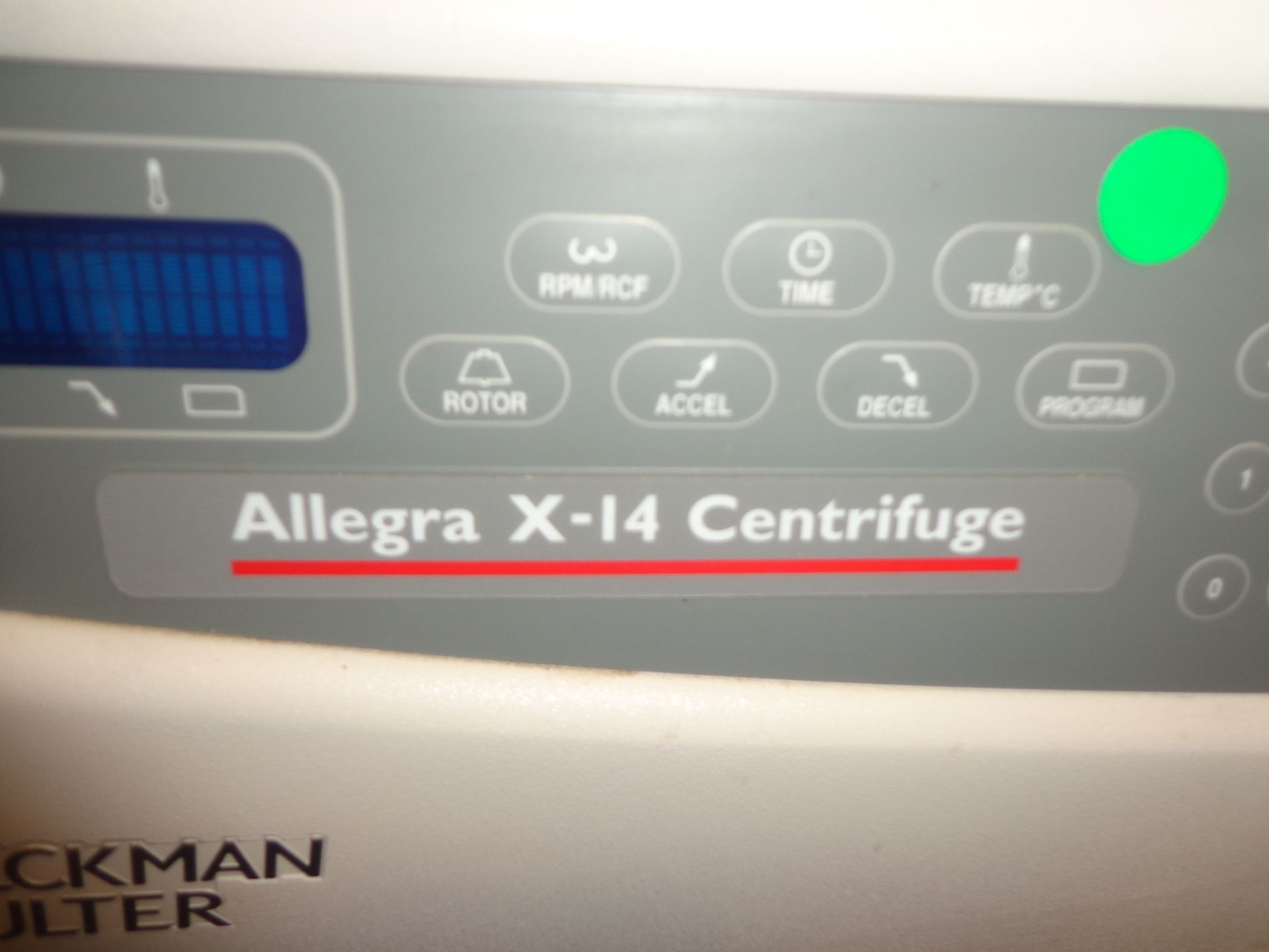 BECKMAN COULTER ALLEGRA X14 BENCHTOP CENTRIFUGE SN. ALF13H27 - Image 2 of 3