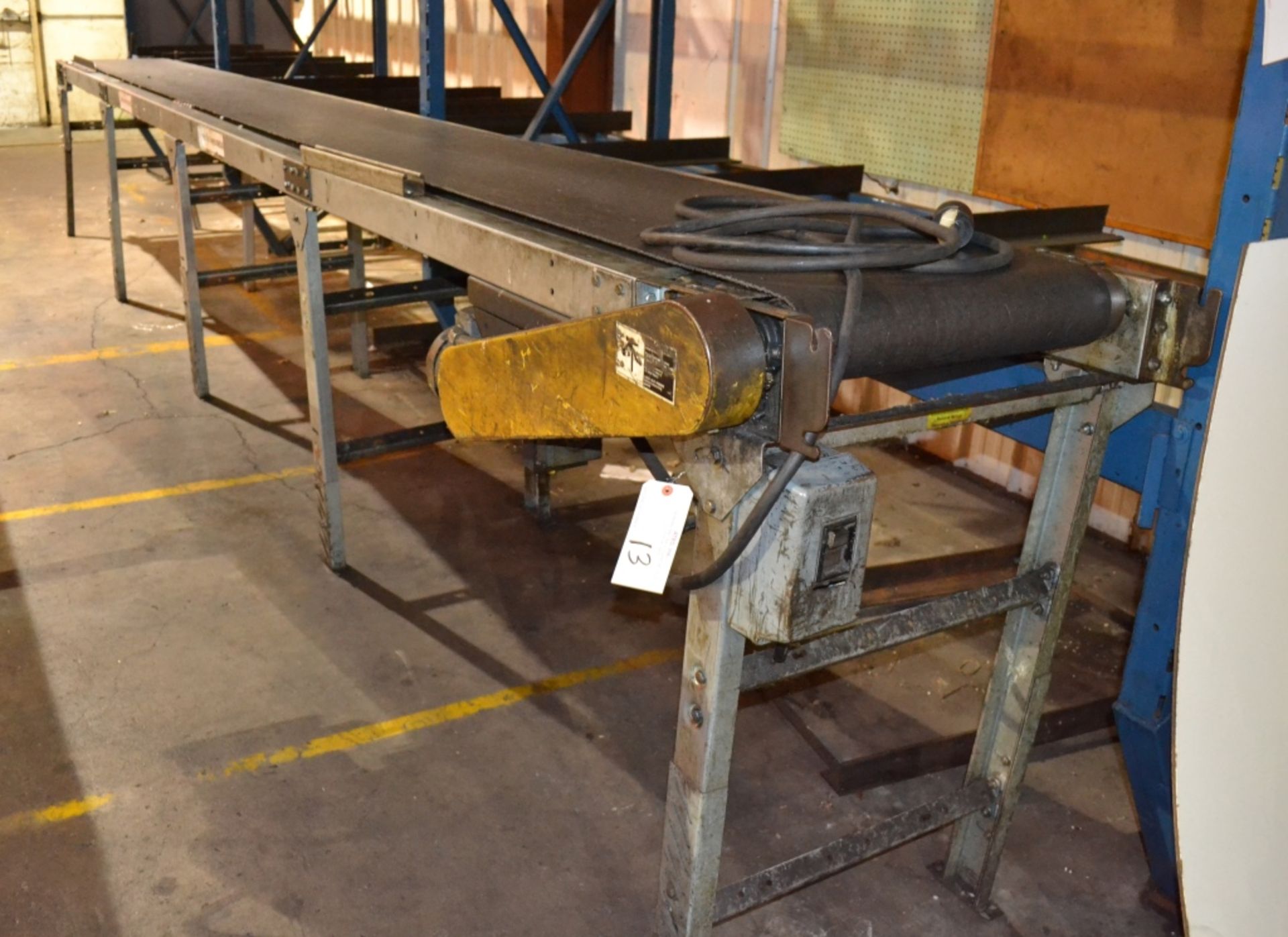 Power Belt Conveyor, Approximately 24' x 20"