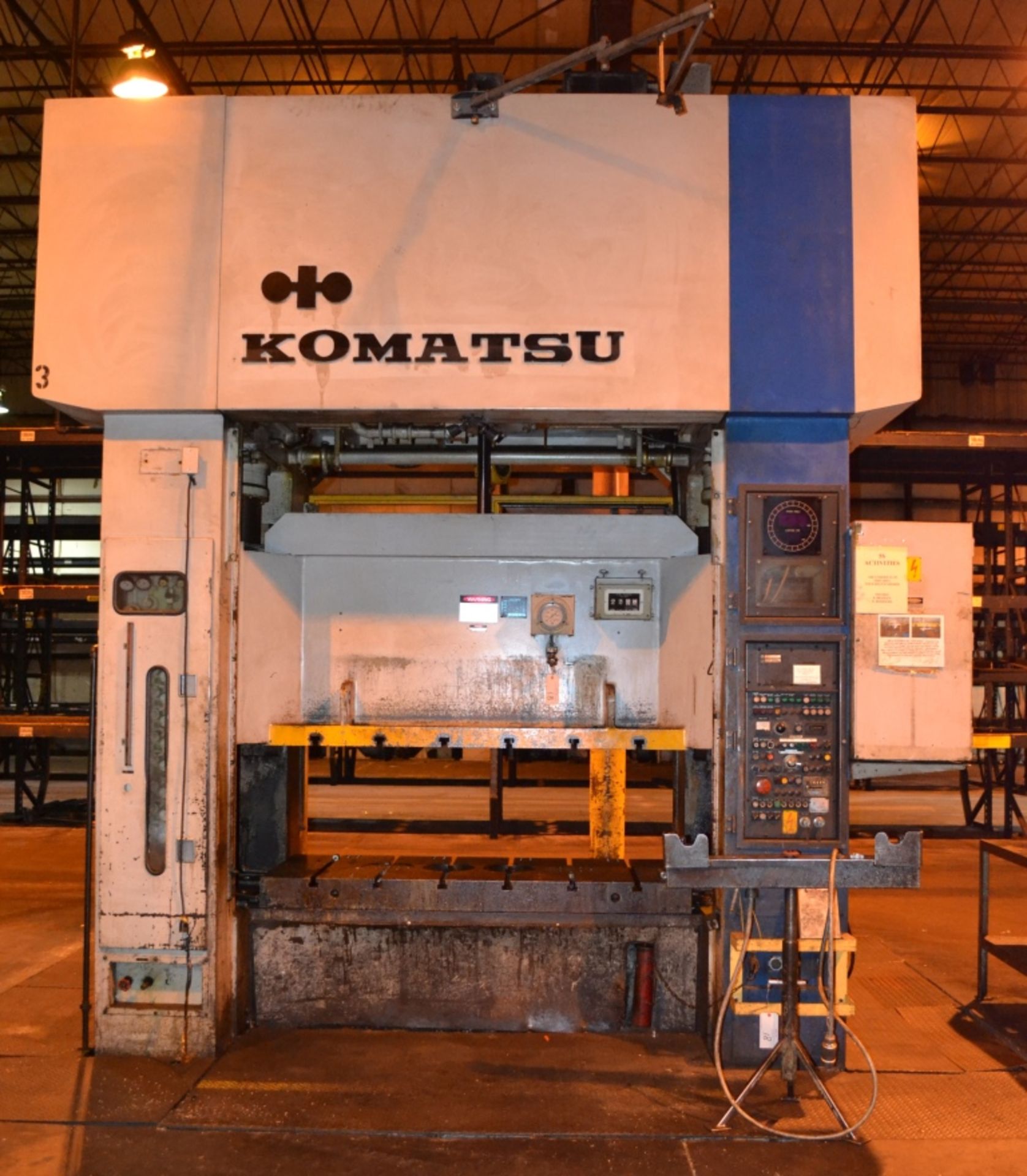 Komatsu Model E2T-200N 200-Ton Eccentric Gear 2-Point Straight Side Transfer Press, 15-30 SPM; 5.91"