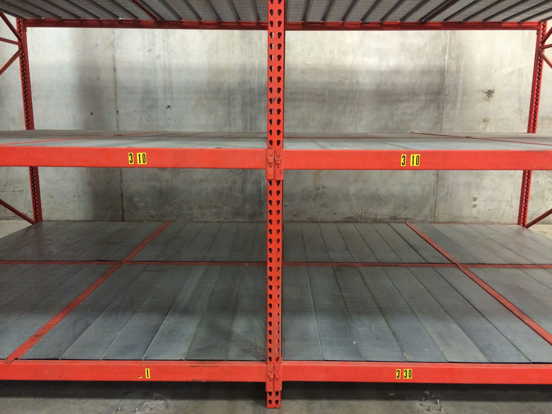 10 BAYS(100 LINEAR FT) OF CARPET STORAGE RACKS WITH PUNCHED DECKING, 4 SHELVES/BAY - Image 6 of 13