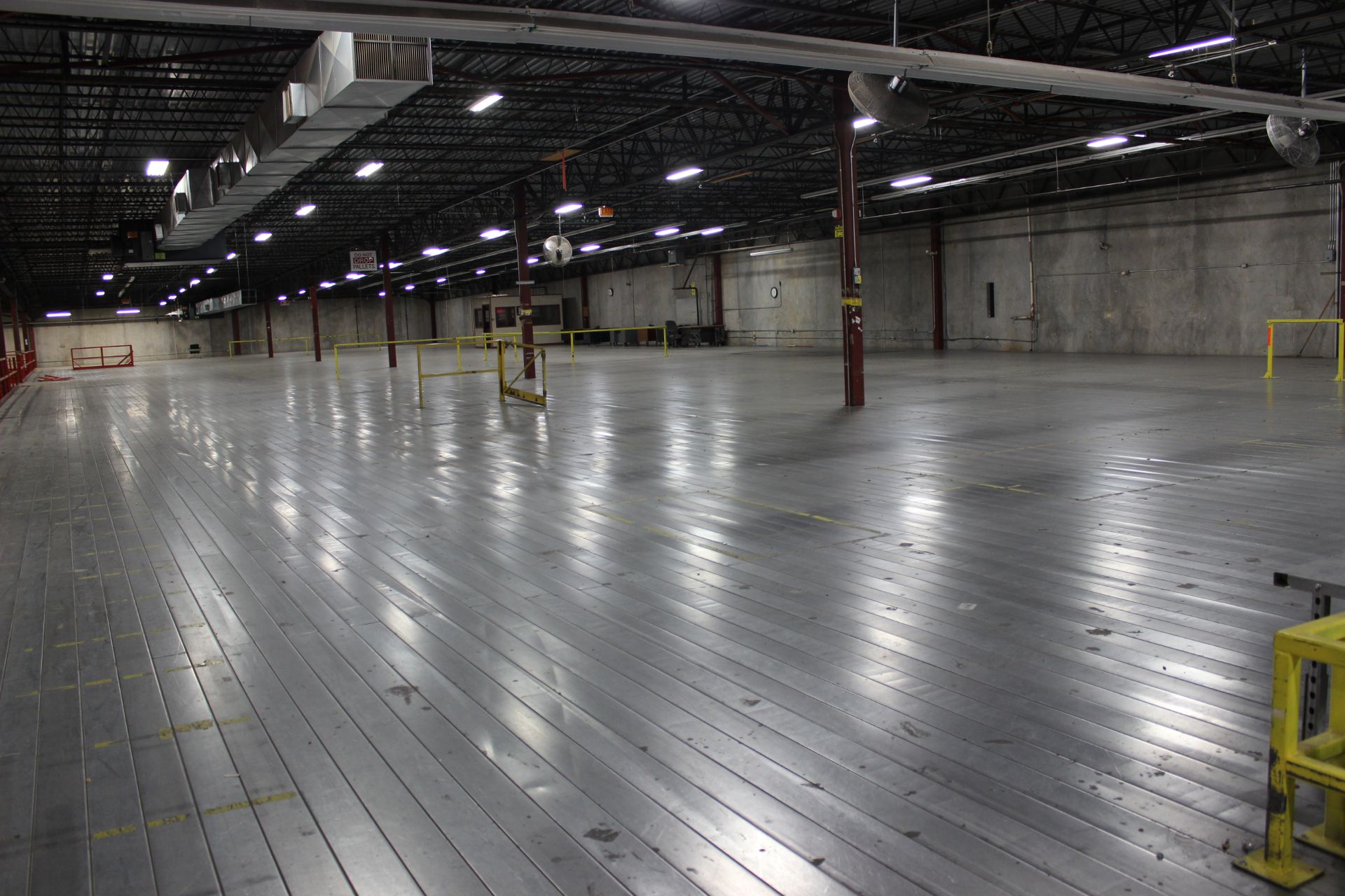 1200 SQ FT OF MEZZANINE WITH SOLID METAL INTERLOCK DECKING, (80' x 15' )  COLUMN SPACING 240" X 180" - Image 6 of 17