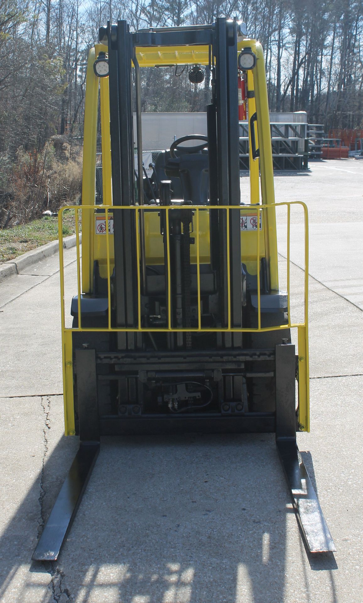 2010 HYSTER H50FT DIESEL FORK LIFT, CAPACITY: 5000 LBS.  MODEL: H50FT CAPACITY: 5000 LBS. MAX - Image 6 of 9