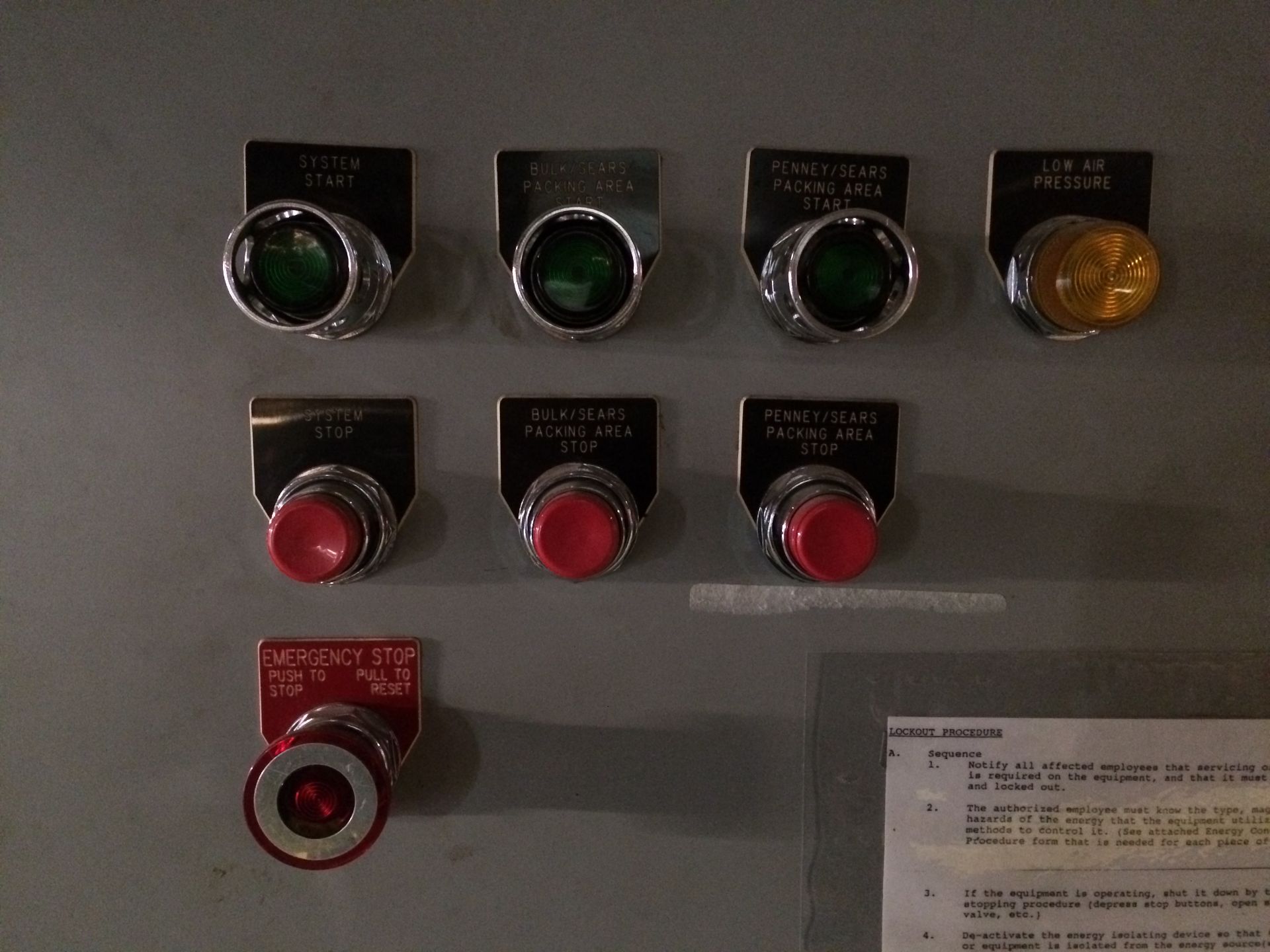 CONTROL PANEL WITH ALLEN BRADLEY WITH SLC 5/02 CPU, INPUT AND OUTPUT UNIT AND CONTROLS - Image 5 of 17