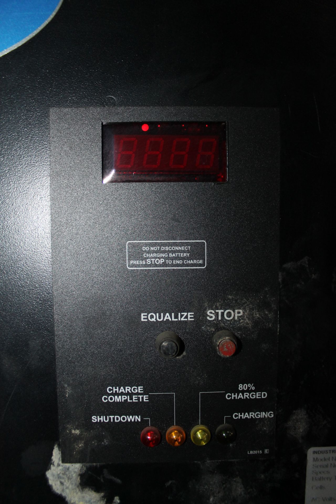 INDUSTRIAL 24 VOLT FORKLIFT / PALLET TRUCK BATTERY CHARGER,  MODEL: 12R0510D2D VOLTS: 208/240/480 - Image 3 of 4