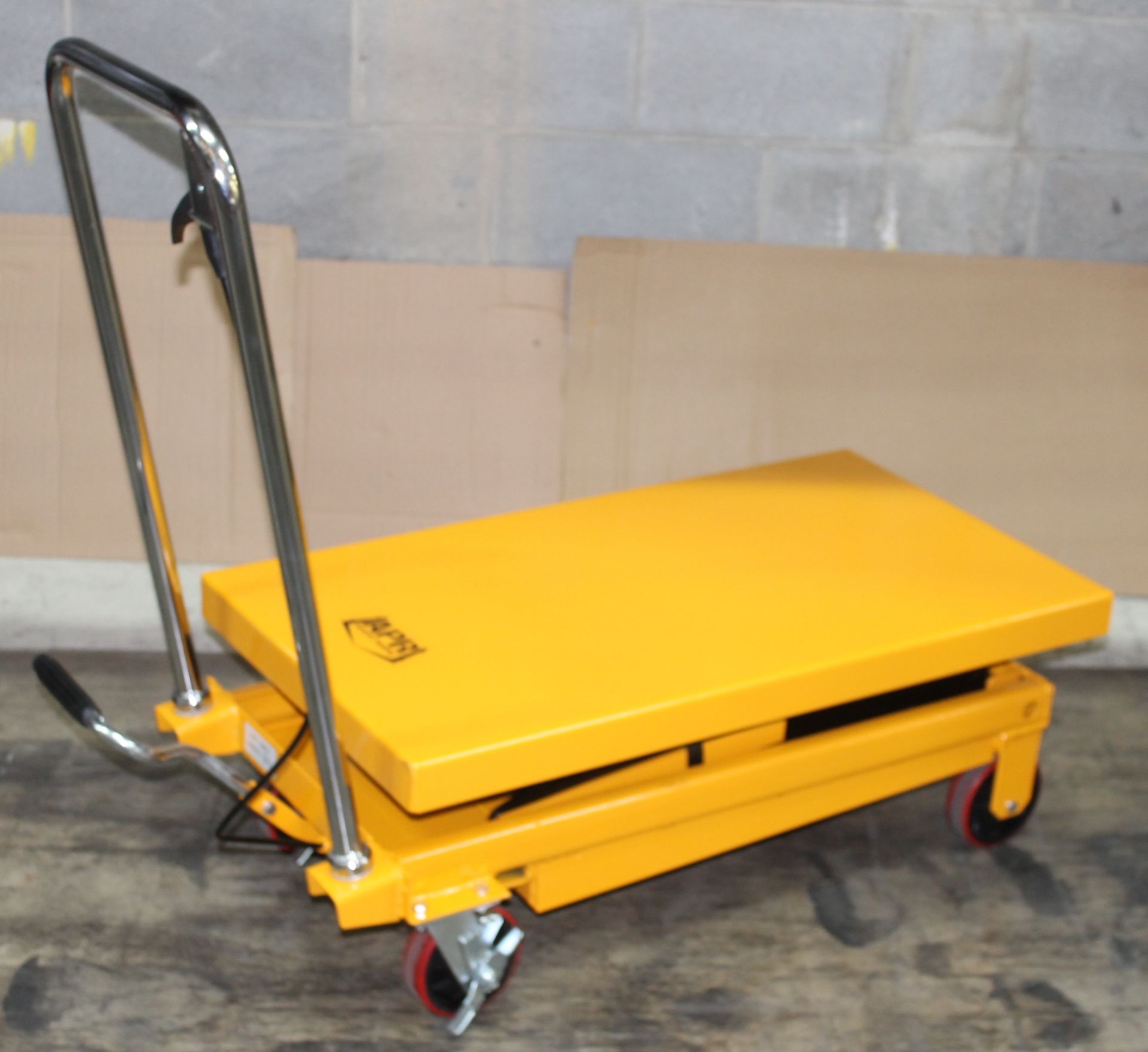 770 LBS CAP. DOUBLE SCISSORS ROLLING LIFT TABLE, NEW,  CAPACITY: 770 LBS, MAX HIGHT: 51", TABLE - Image 3 of 4