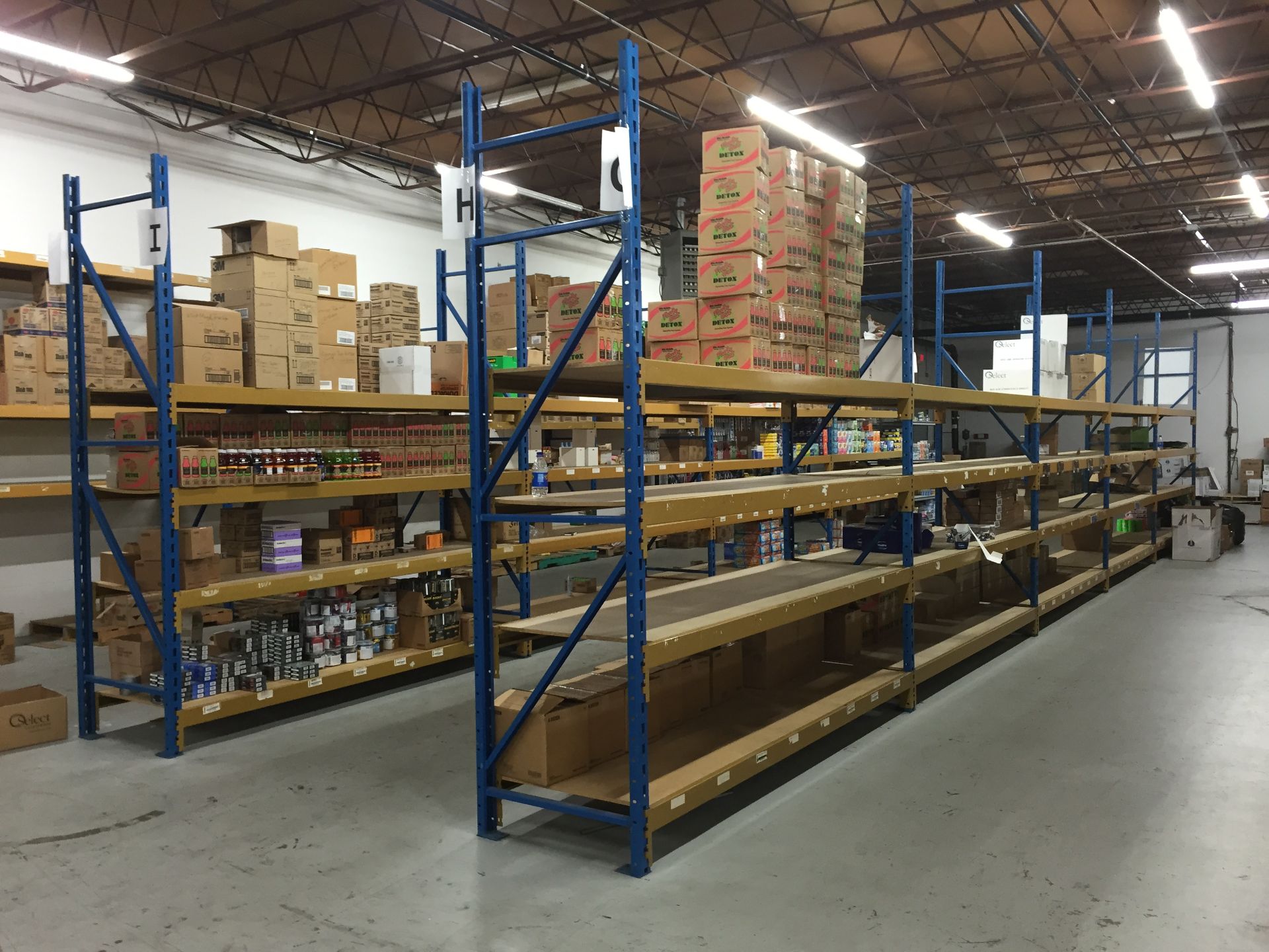 20 BAYS OF 120"H X 32"D X 108"L STOCK ROOM PALLET RACK SHELVING,  TOTAL 20 BAYS, ONE MONEY.