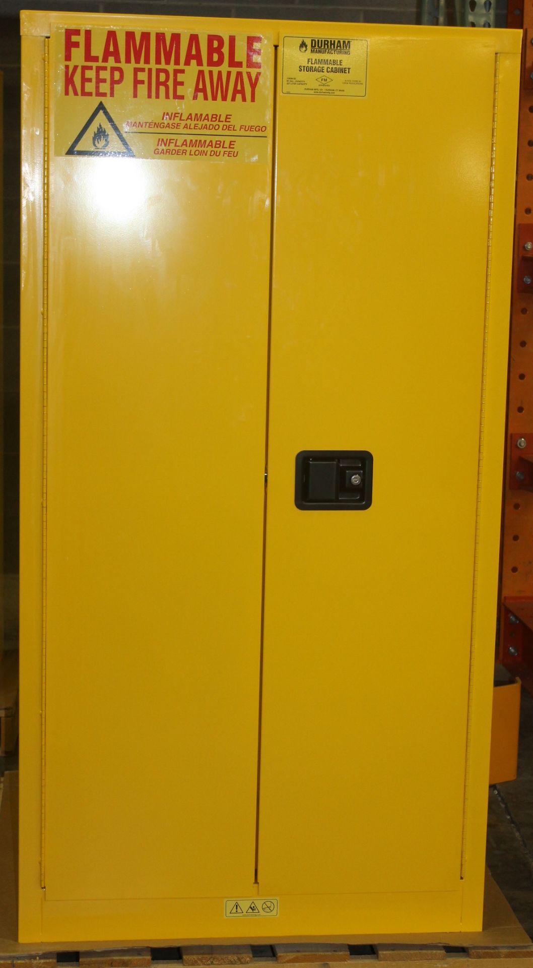 60 GALLONS FLAMMABLE SAFETY STORAGE CABINET,  NEW NEVER USED MODEL: 1060M-50 2 SHELVES 60 GALLONS - Image 2 of 4