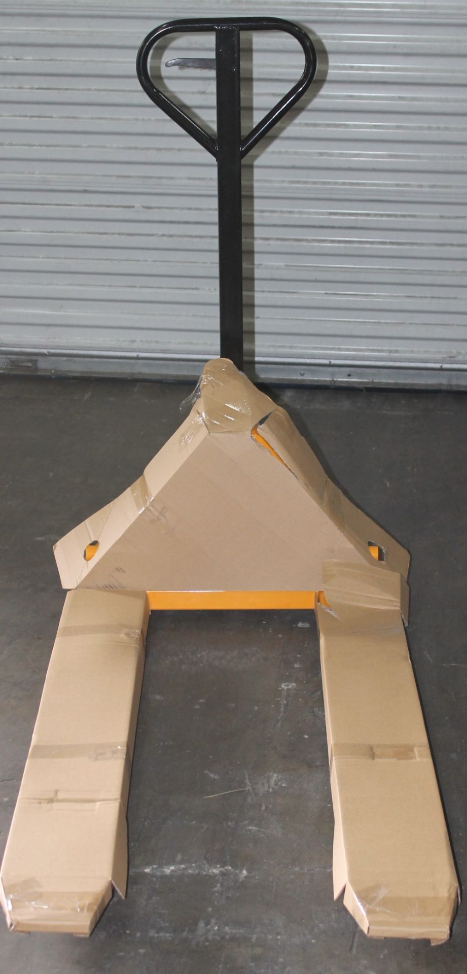 27"W X 48"L BRAND NEW PALLET JACK,  CAPACITY: 5000 LBS, FORK SIZE: 27"W X 48"L